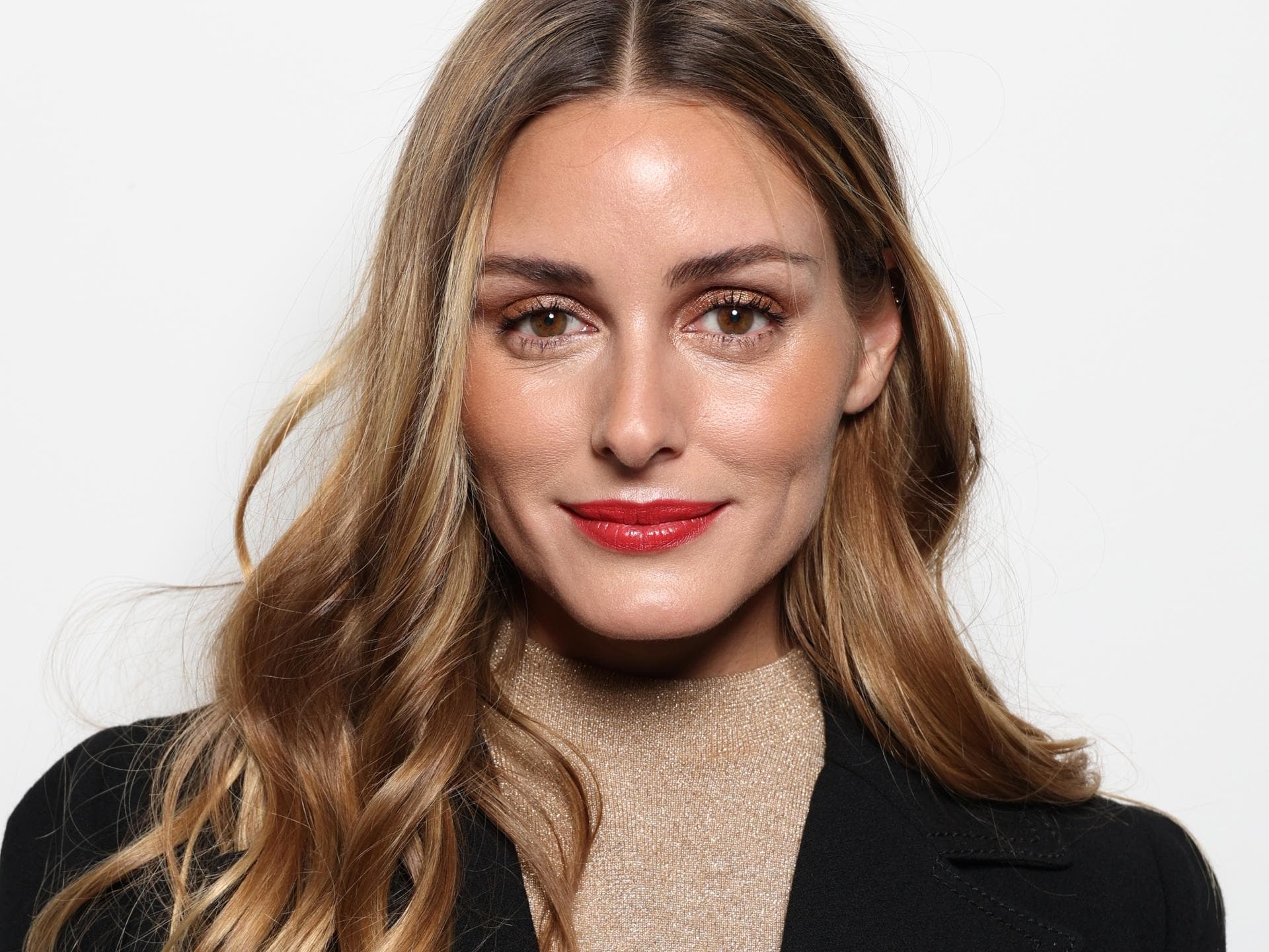 Olivia Palermo roter Lippenstift
