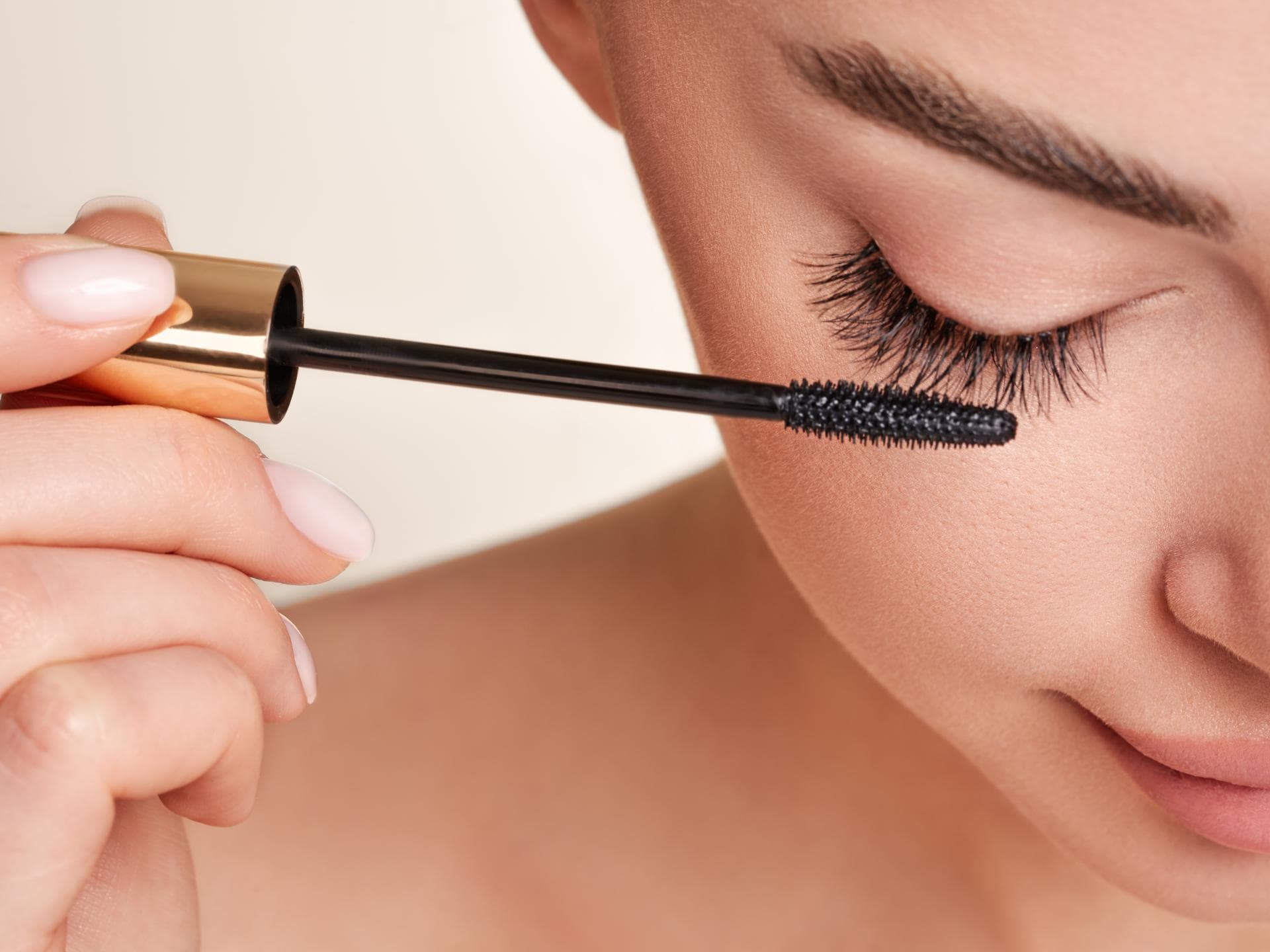 Wimpern tuschen
