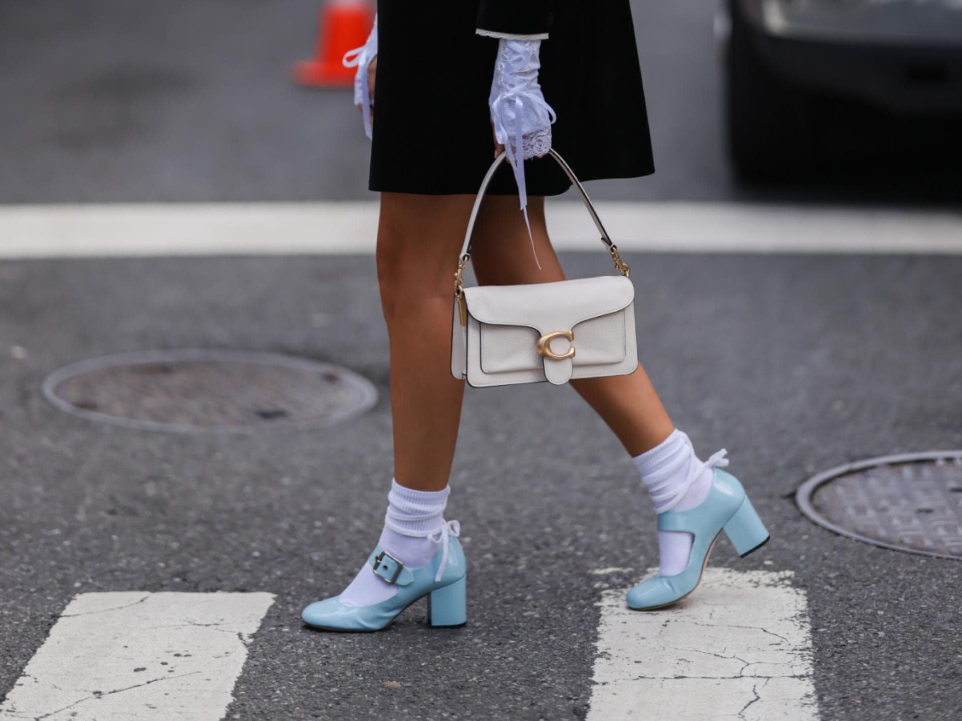 Xenia Adonts Schuhe
