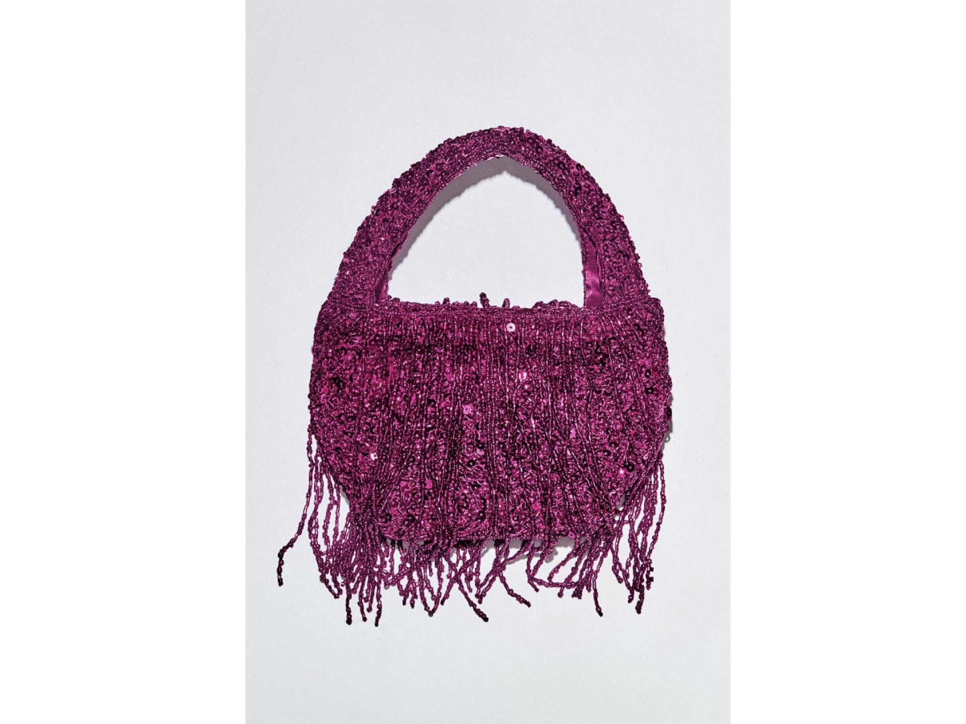 Tasche mit Fransen, Pailletten und Schmuckperlen von Zara