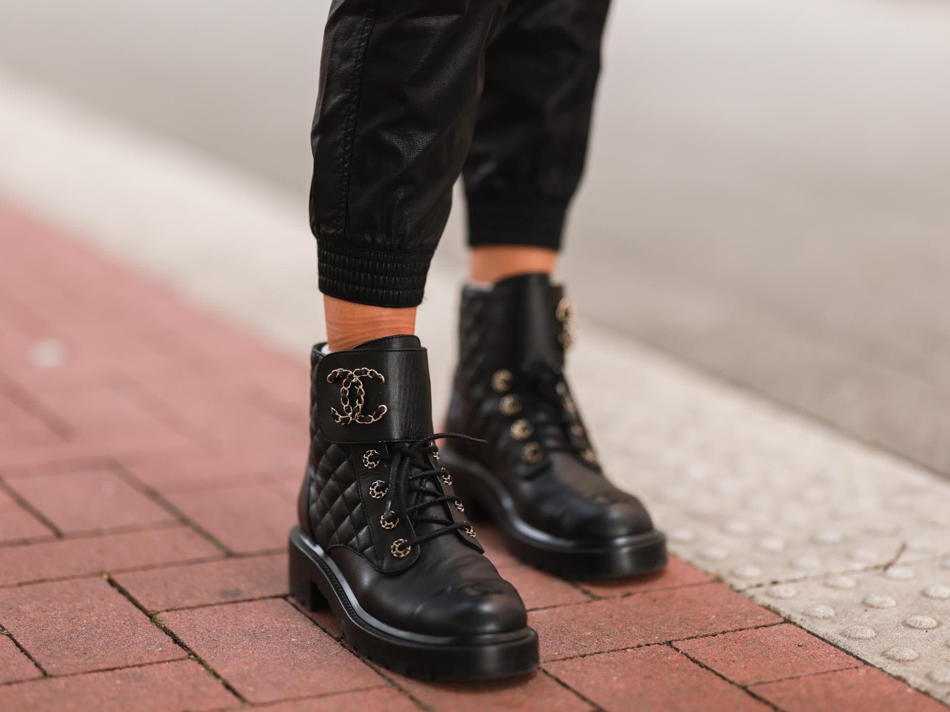 Schwarze Stiefel