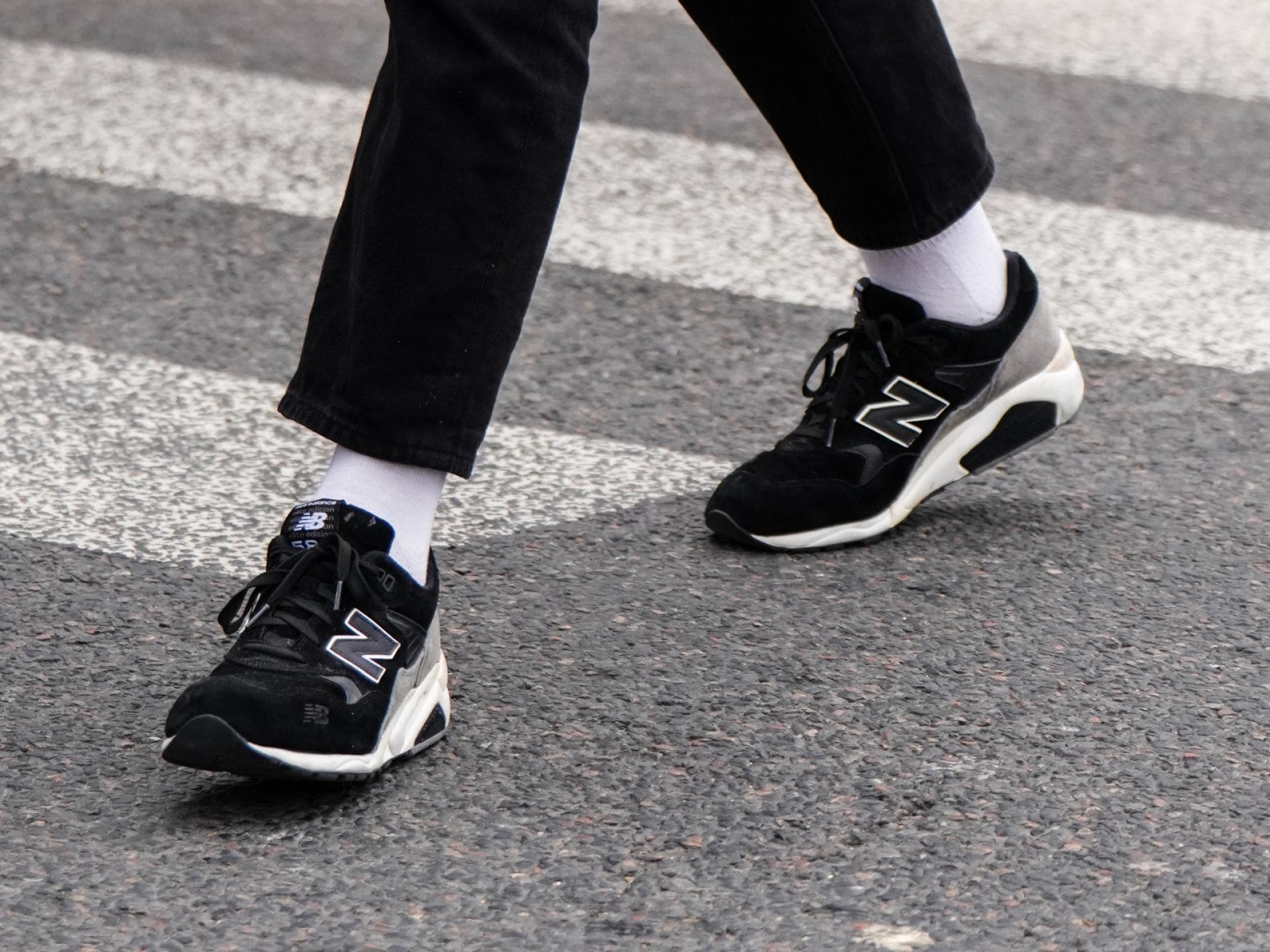 Schwarze Sneaker Winter