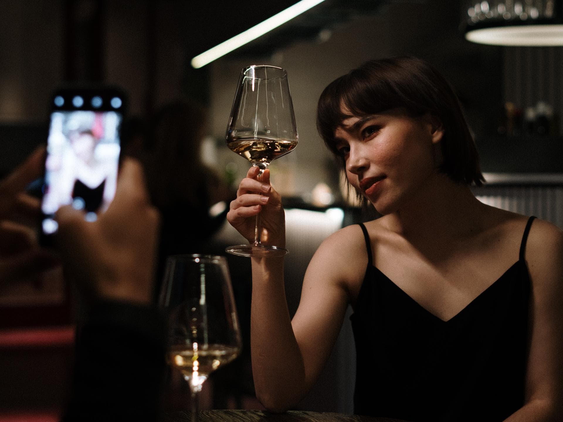 Frau bei einem Date 