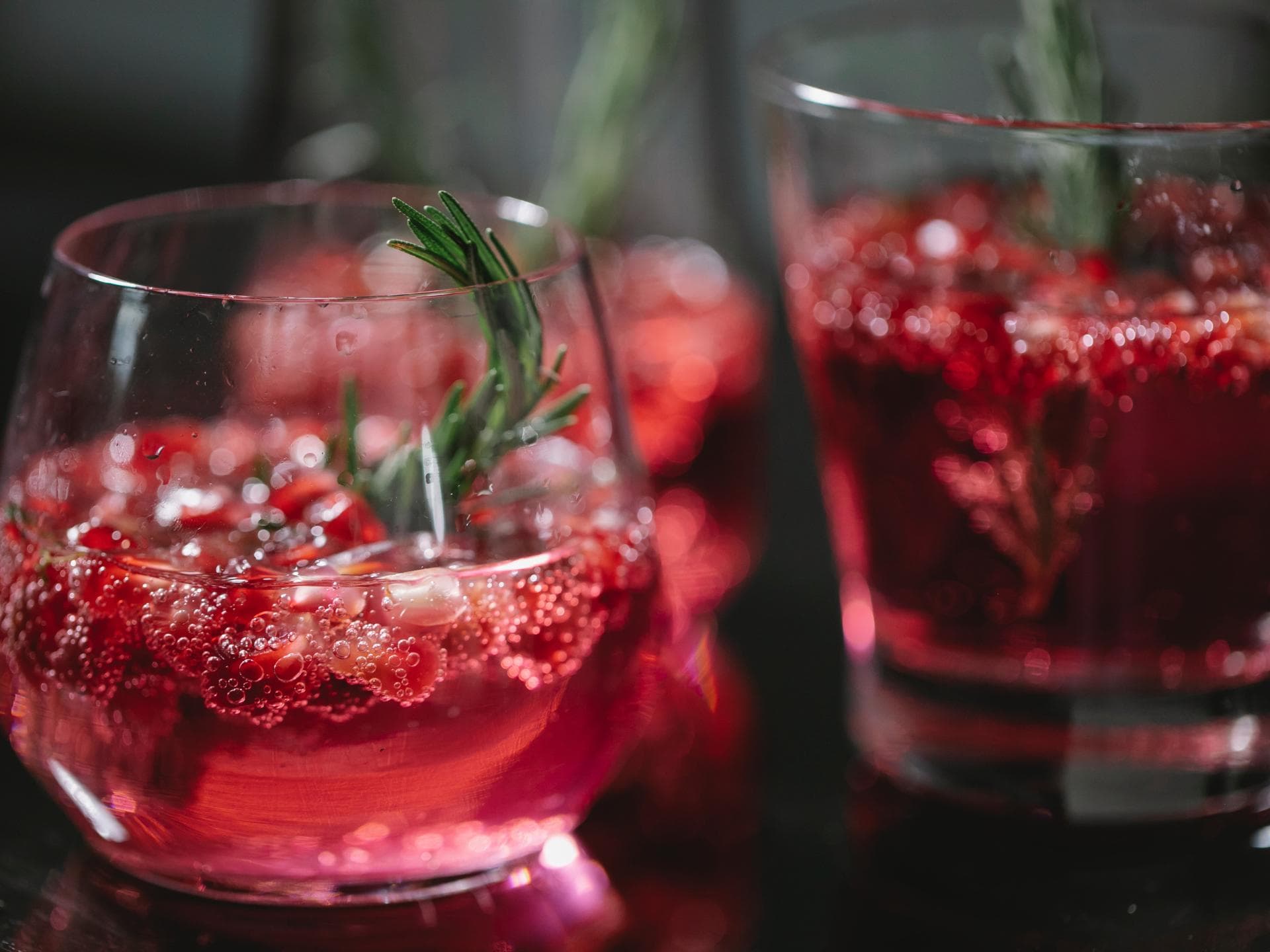 Roter Cocktail