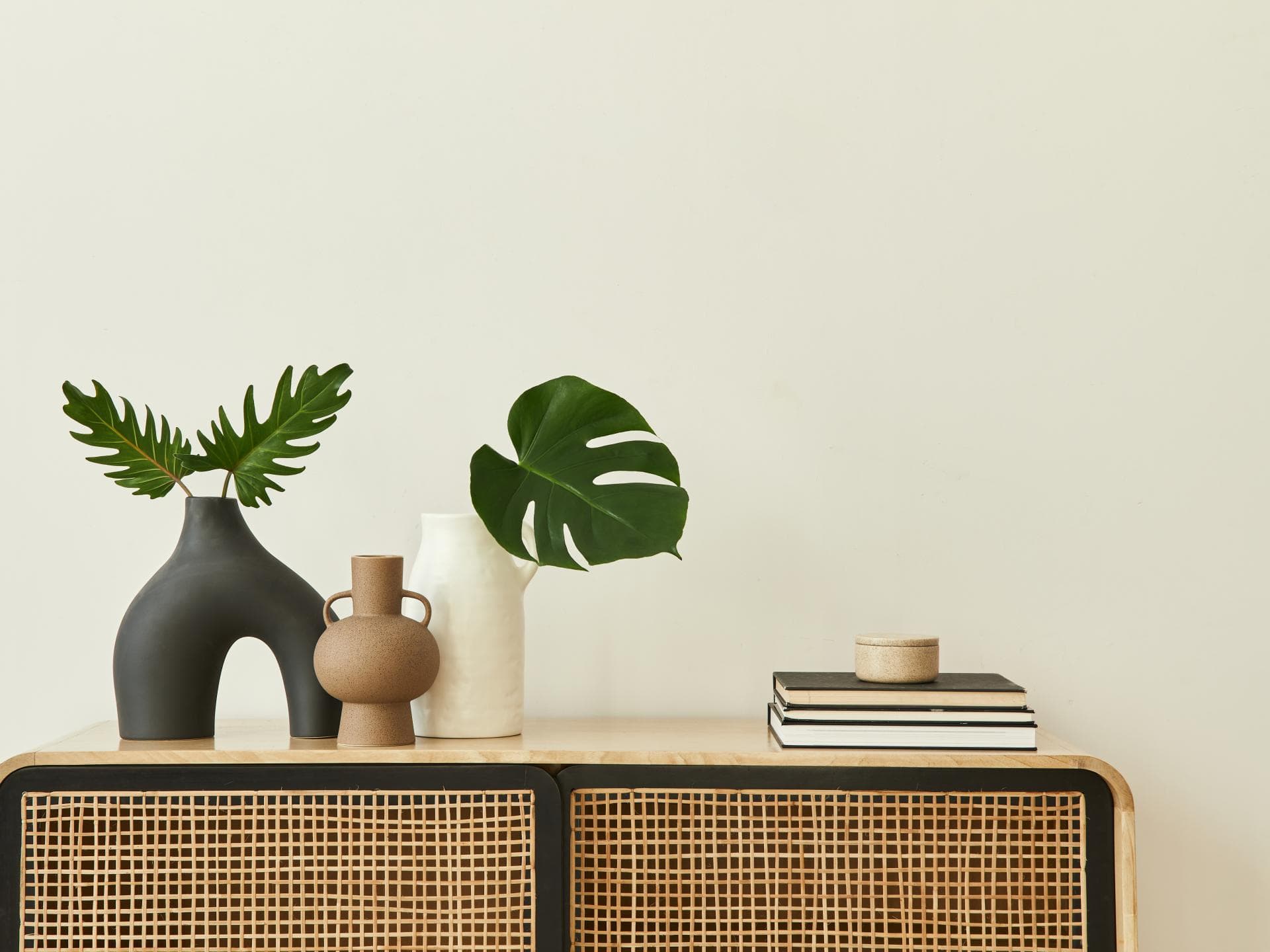 Schrank aus Rattan