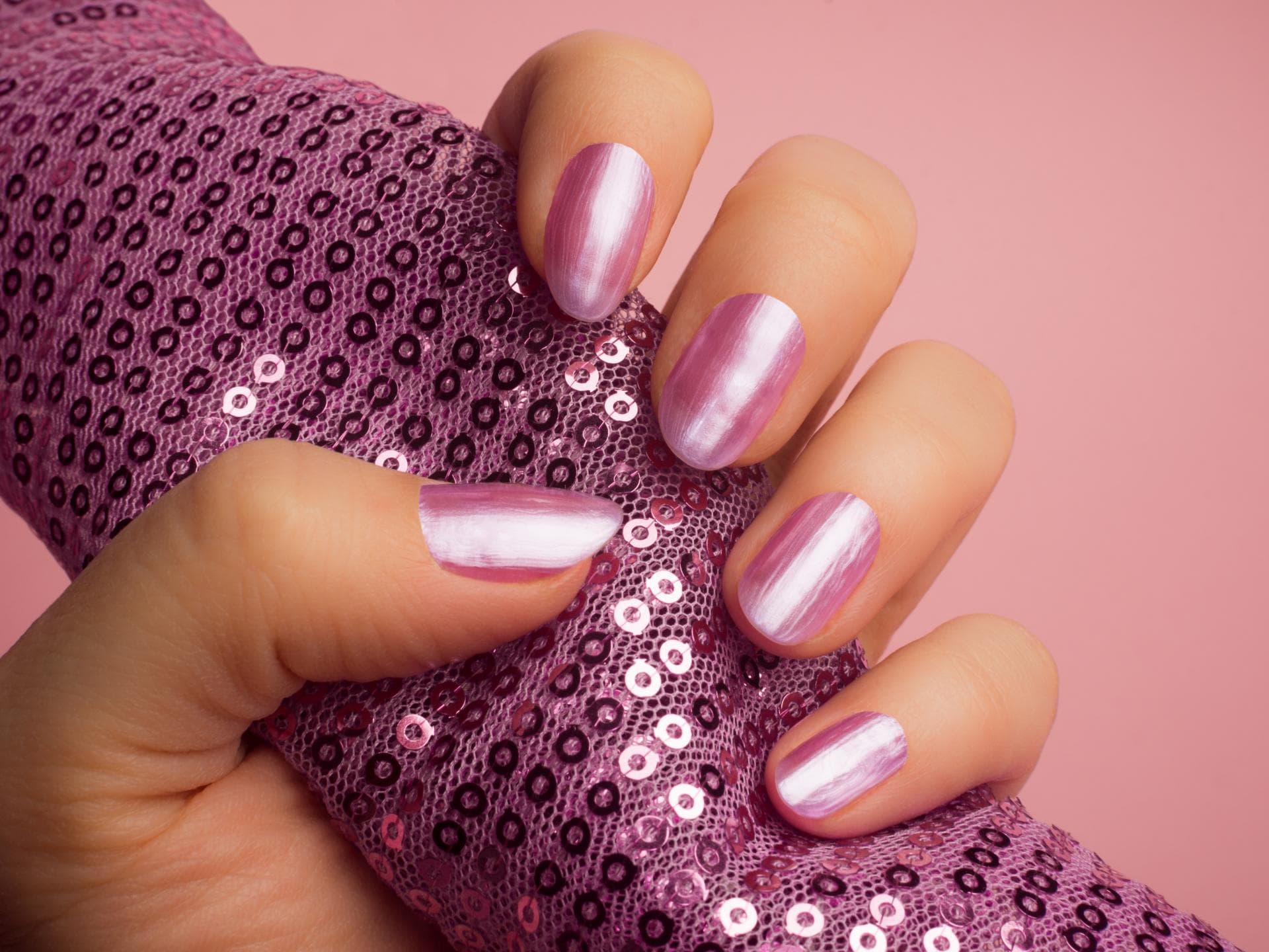 pinke Nägel