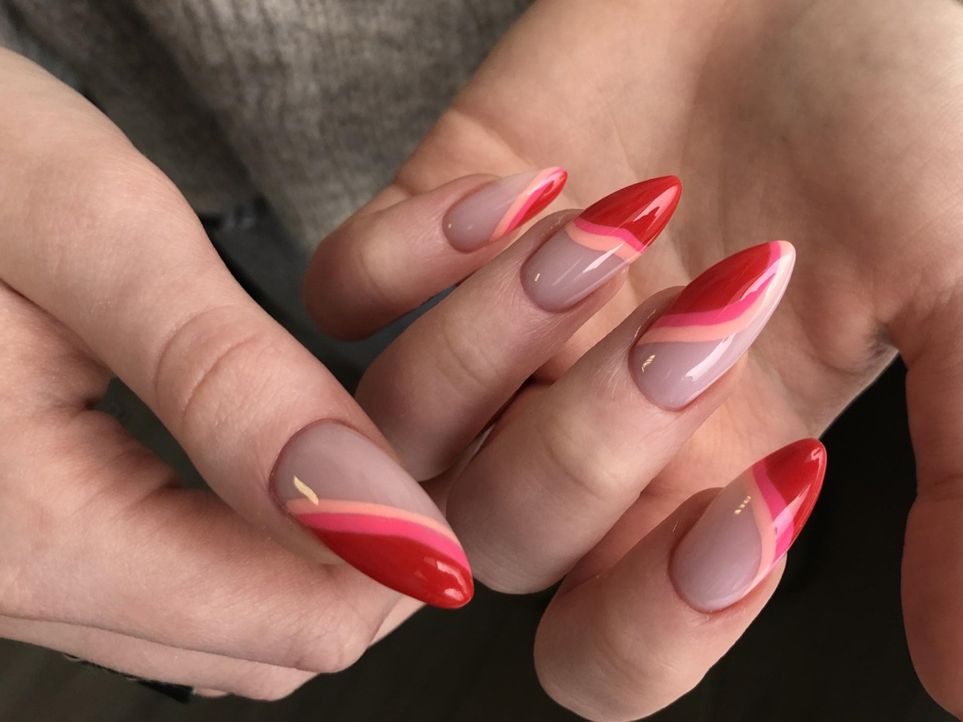 Retro Swirl Nails