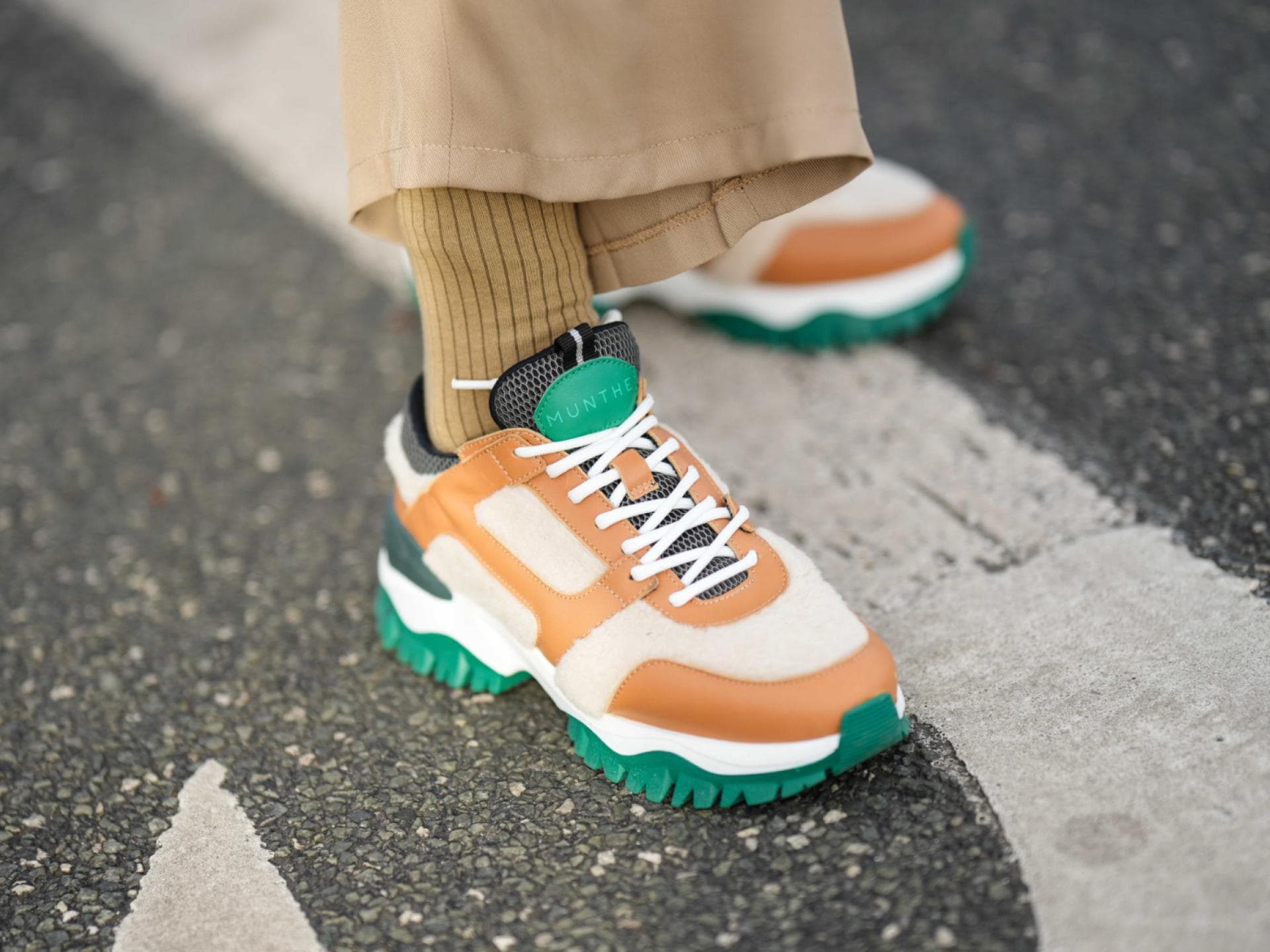 Sneaker im Frühling
