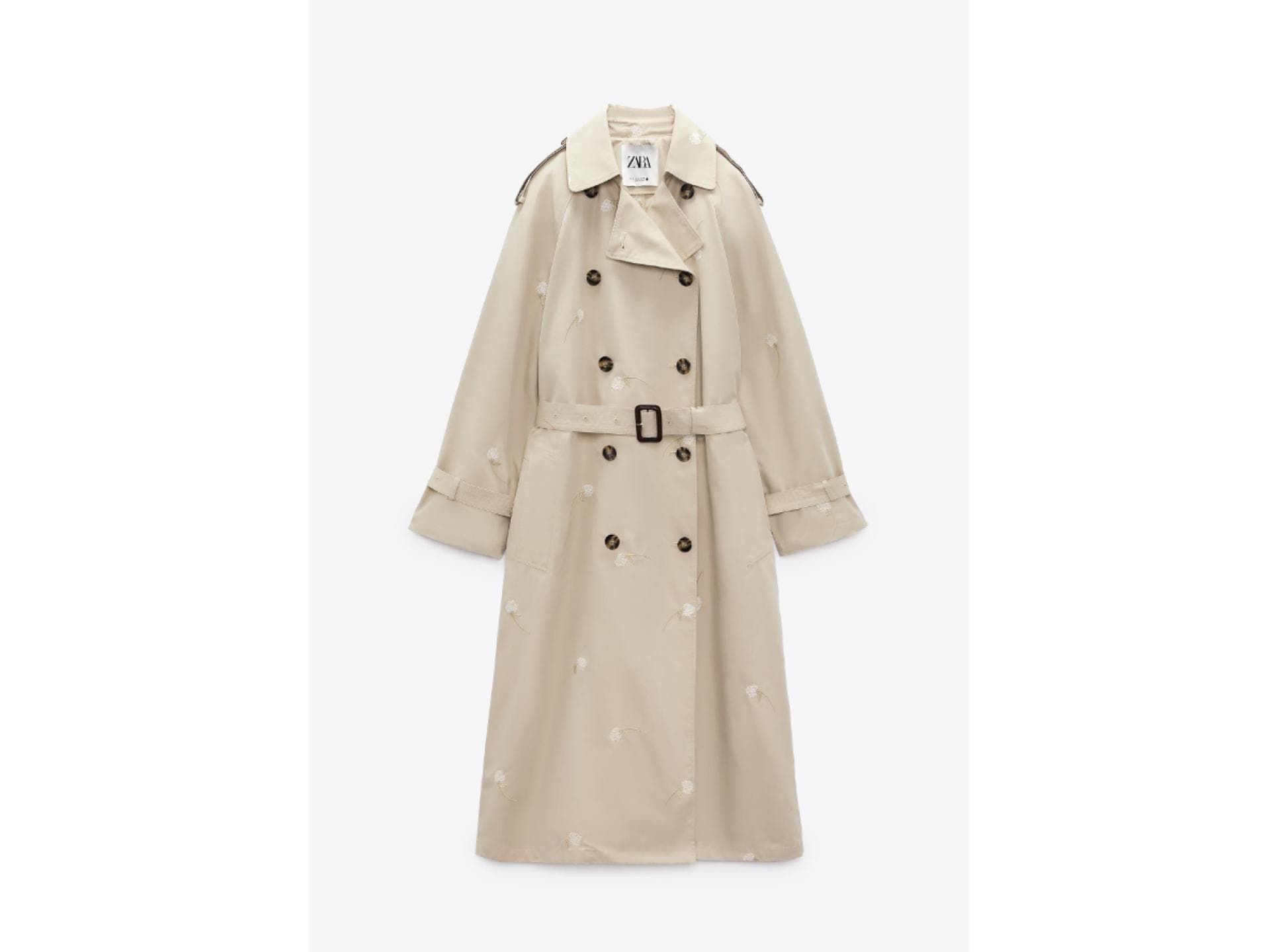 Trenchcoat von Zara ist mit Blumen