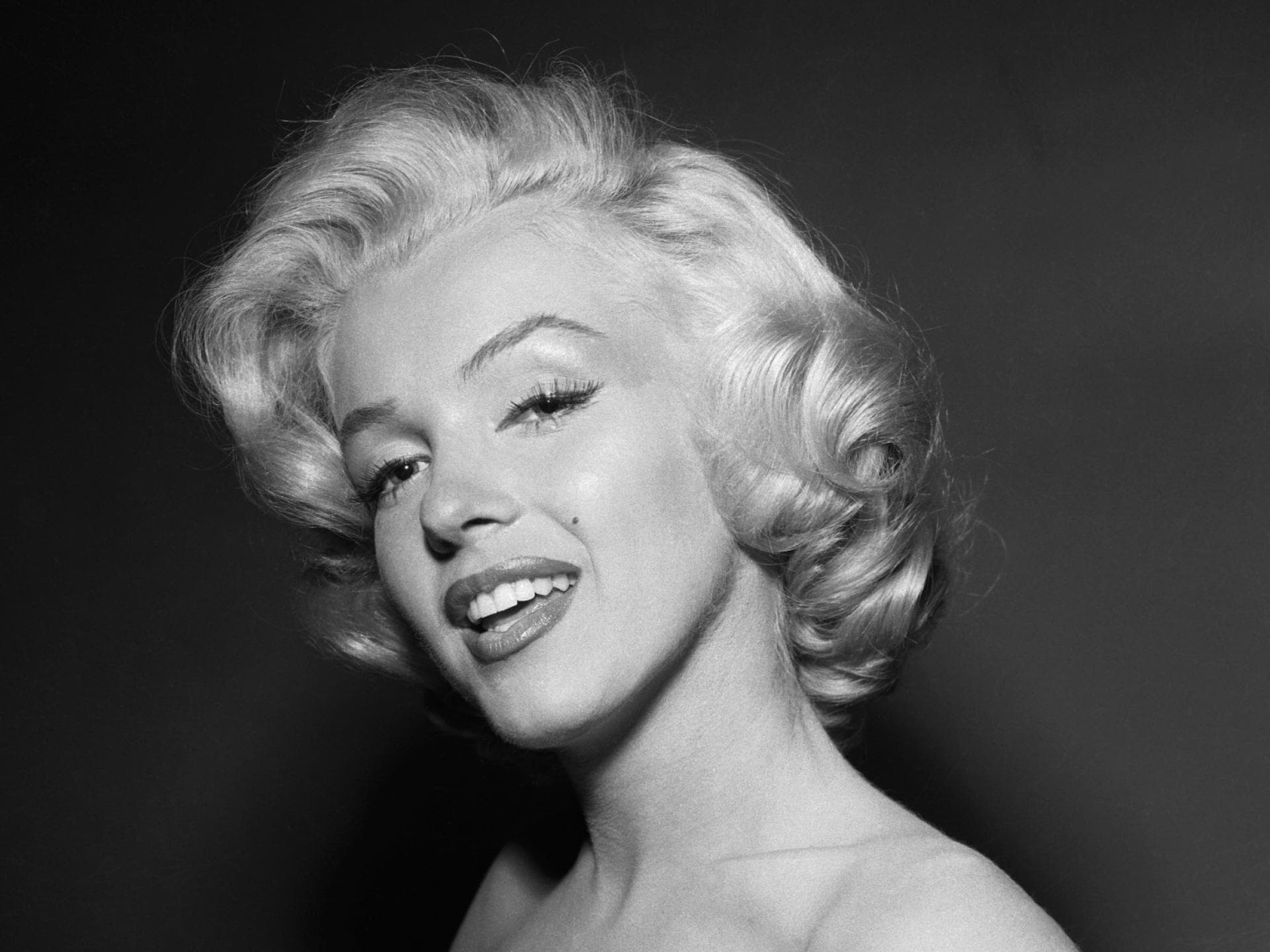 Marilyn Monroe Hollywood Bob