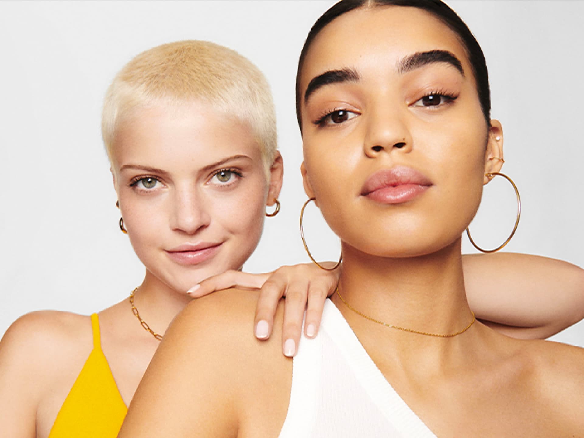 Konzentrierte Anti-Aging-Power für deinen Schönheitsschlaf. Konzentrierte Anti-Aging-Power für deinen Schönheitsschlaf.