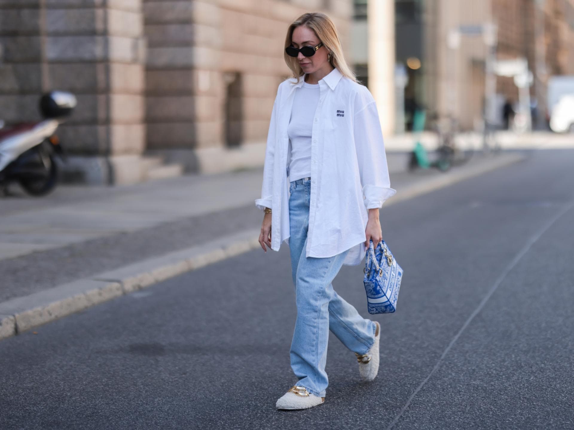 Weiße Bluse