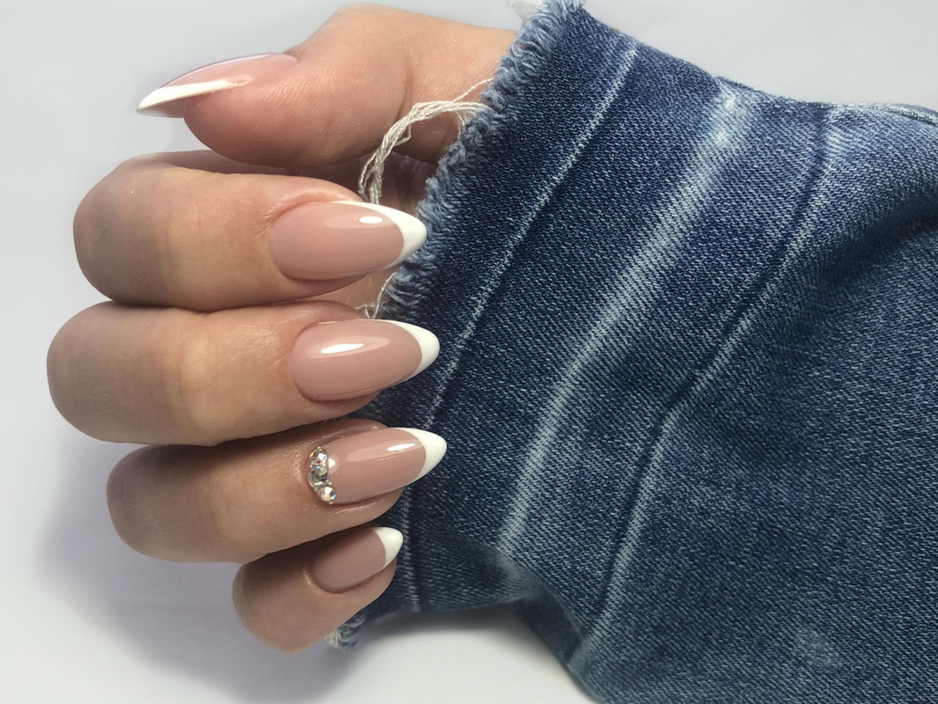 French Nails