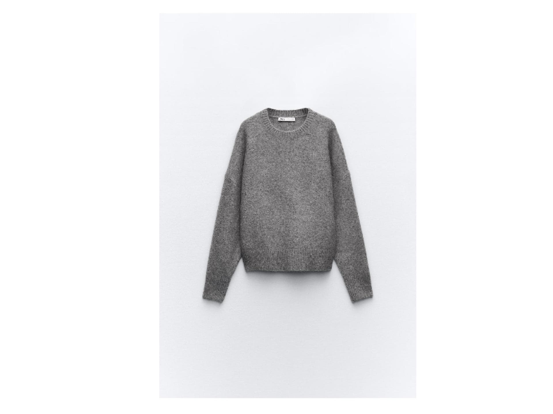 Grauer Pullover