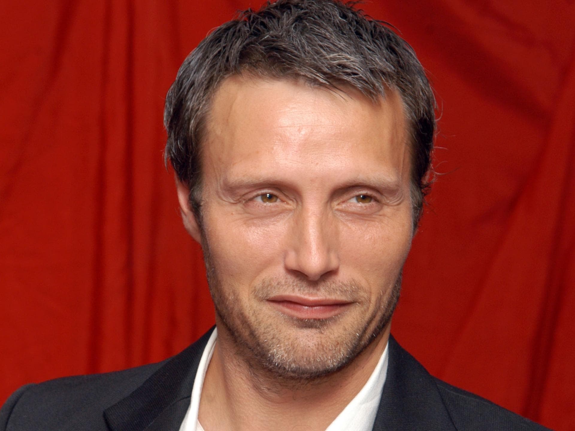 Mads Mikkelsen