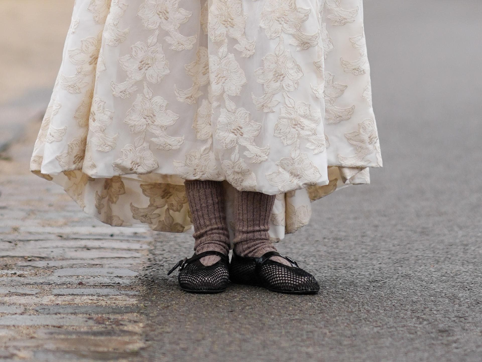 Braune Socken in Mesh-Ballerinas