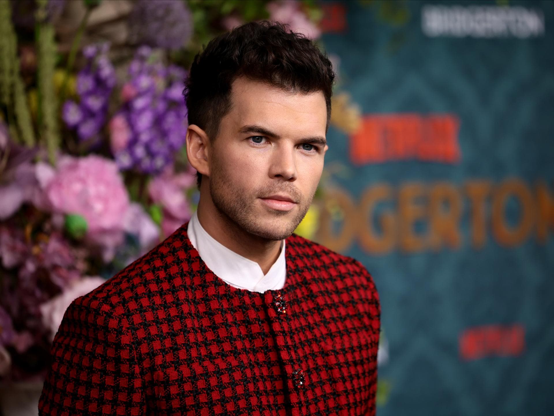 Luke Newton: Das solltest du über "Colin" aus "Bridgerton" unbedingt wissen