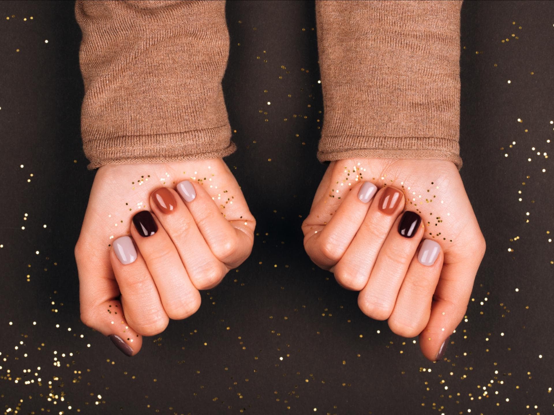 Espresso Nails Maniküre mit braunen Tönen
