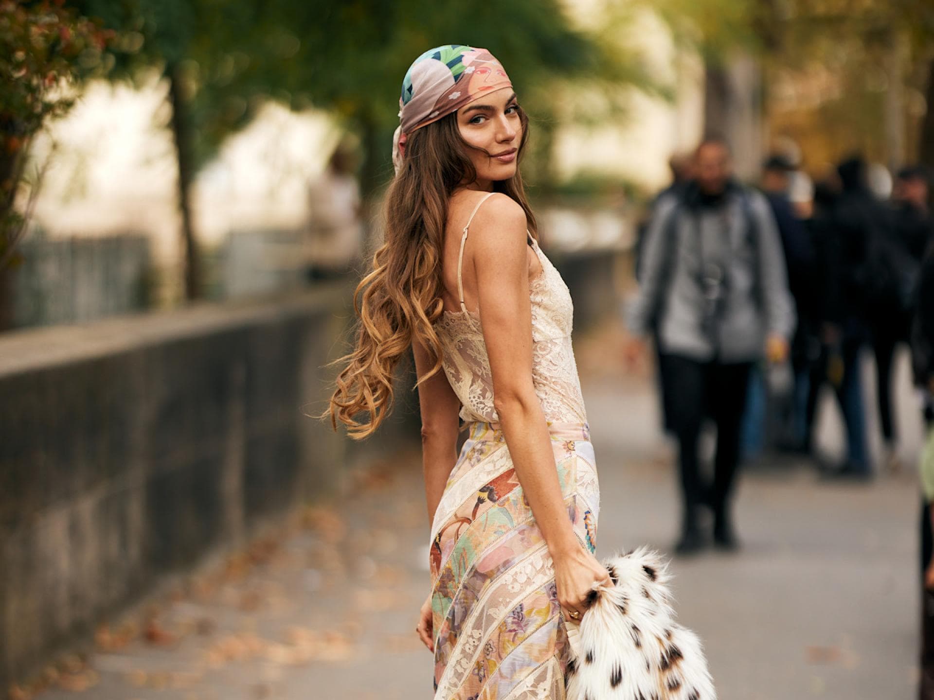 Diese 3 Kleider-Trends für die Frühling sind in und diese out