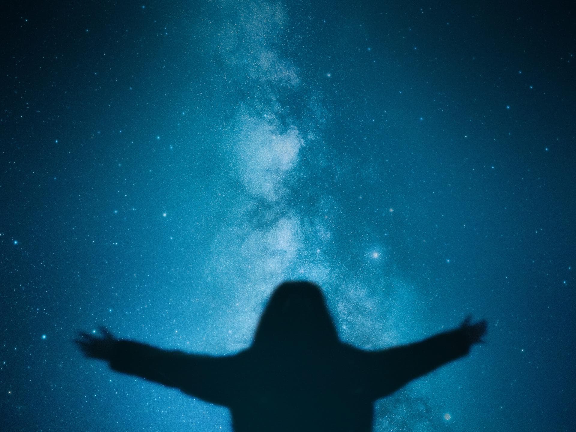 3 Sternzeichen haben im Januar wieder Kontakt zu einer verlorenen Person