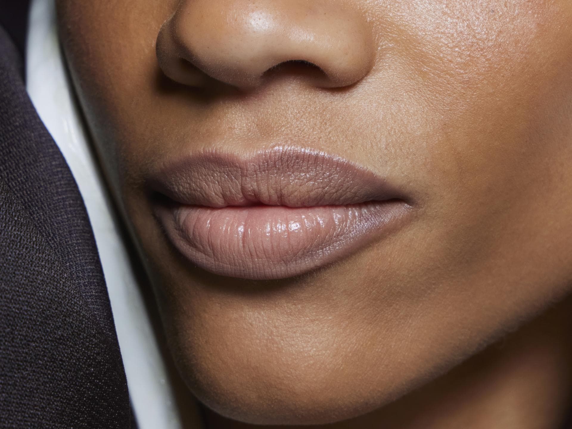 Lippe aufgeplatzt Lippen einer Frau