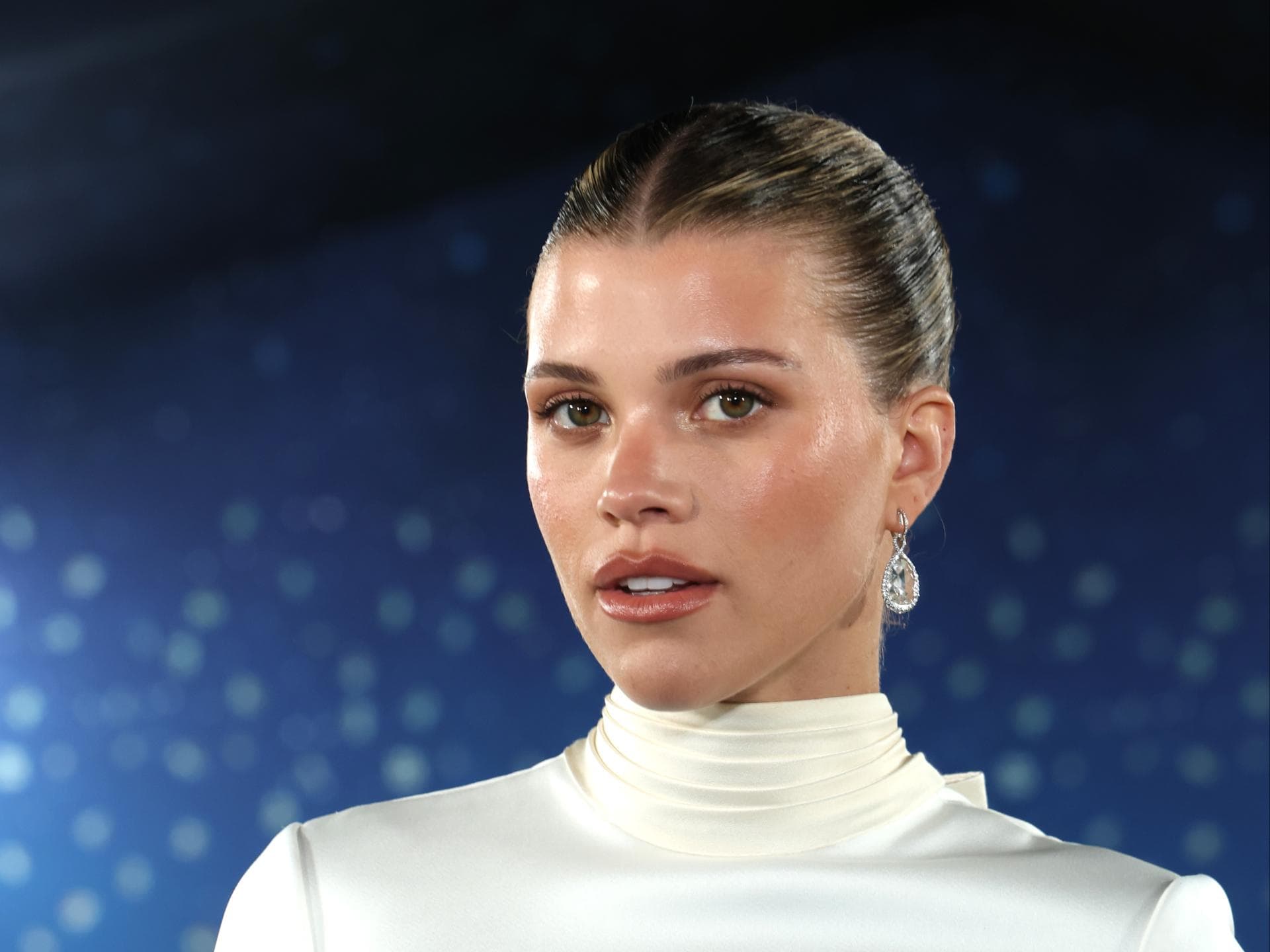 Sofia Richie Grainge revolutioniert die Kurzhaarfrisuren und trägt jetzt French Bob