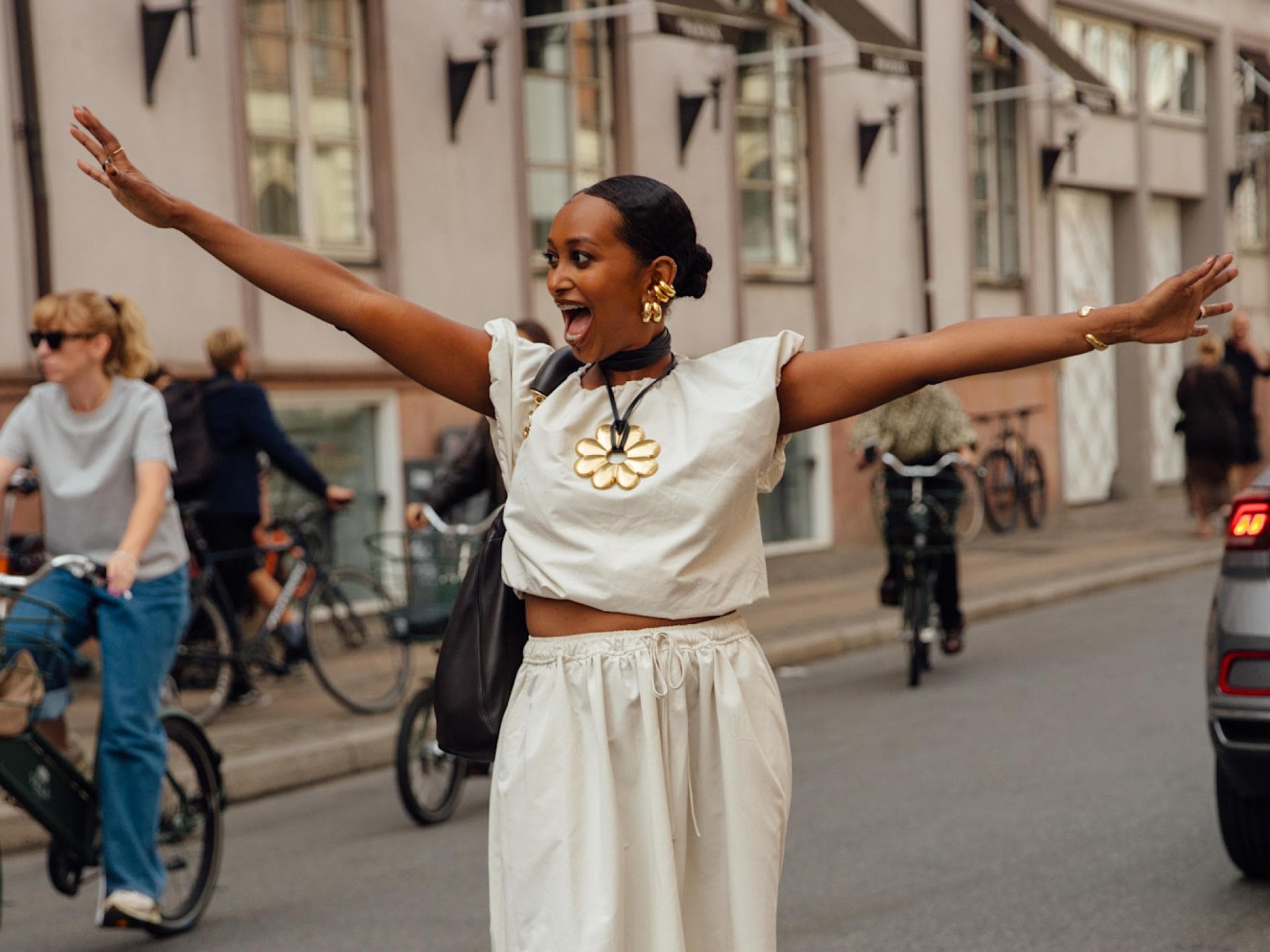 Statt Shorts + T-Shirt: Das ist die neue Sommer-Uniform der Fashionistas