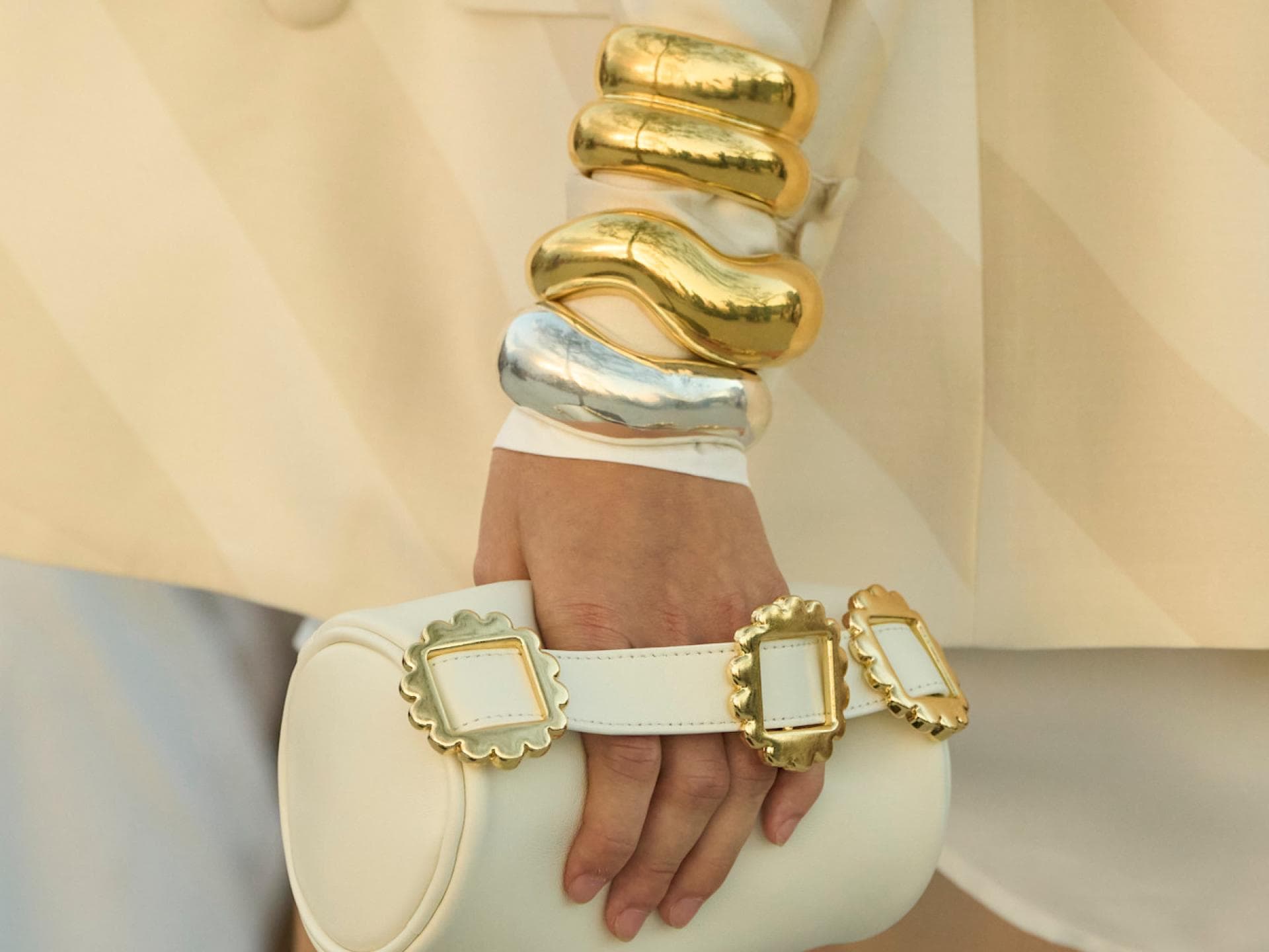 Chunky Metall-Armreifen