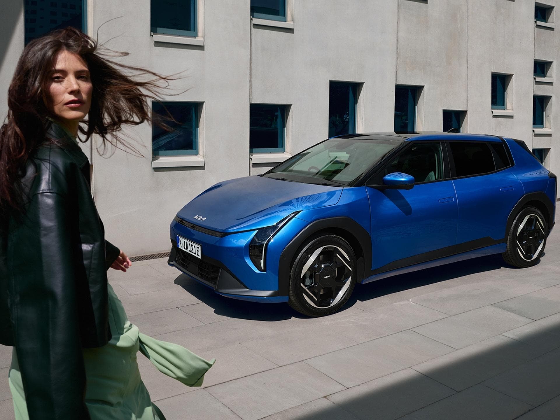 Gewinne eine 14-tägige Testwagenvergabe des vollelektrischen Kia EV4*