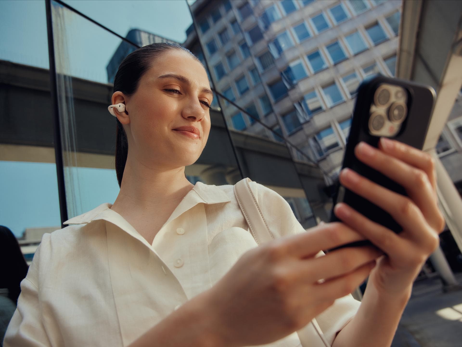 Adventskalender-Türchen 22: Gewinne die Clip-Ohrhörer AMIRON ZERO von beyerdynamic