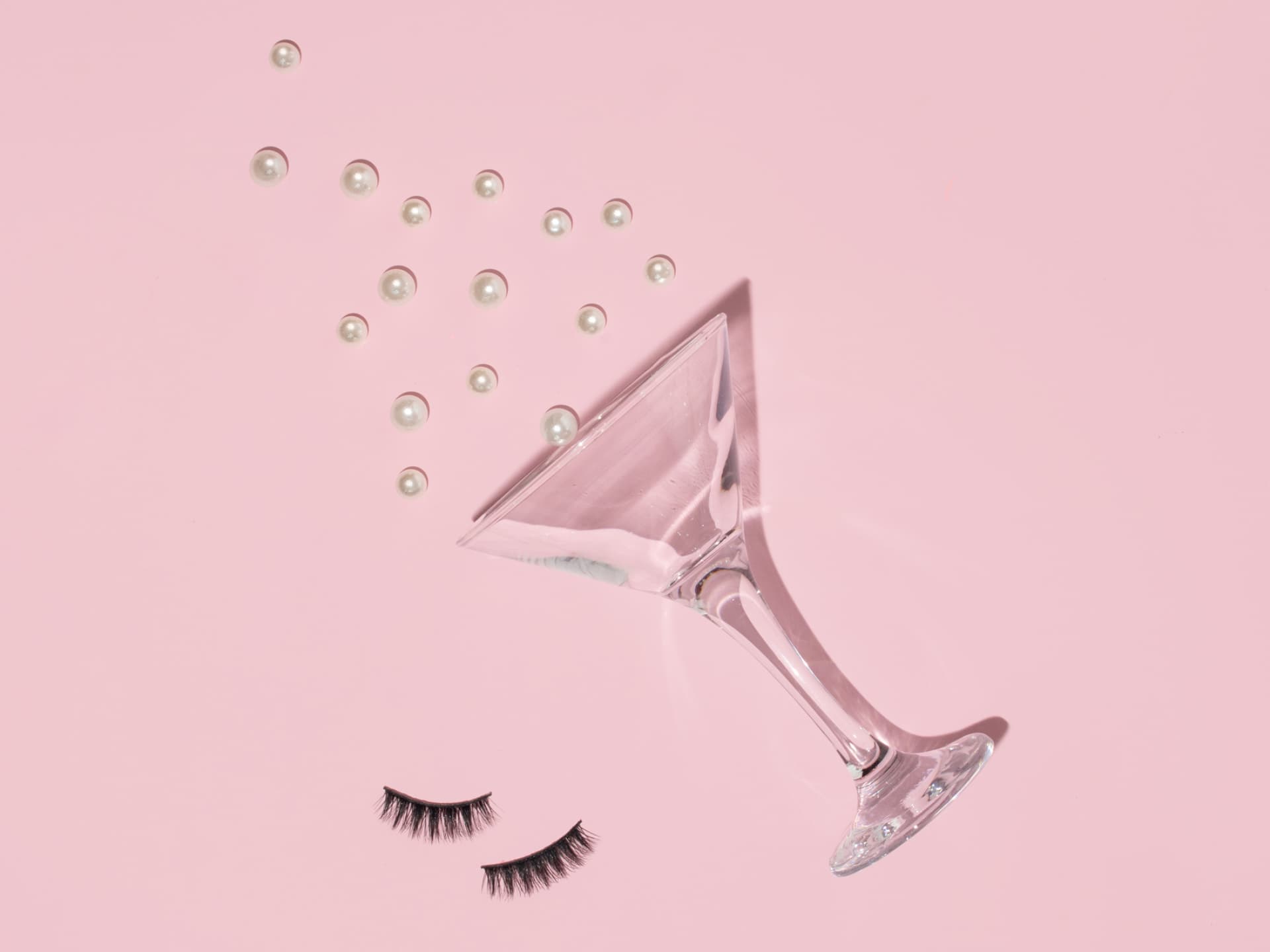 Mascara Cocktailing: Dieser TikTok-Trend sorgt für den ultimativen Wimpernaufschlag