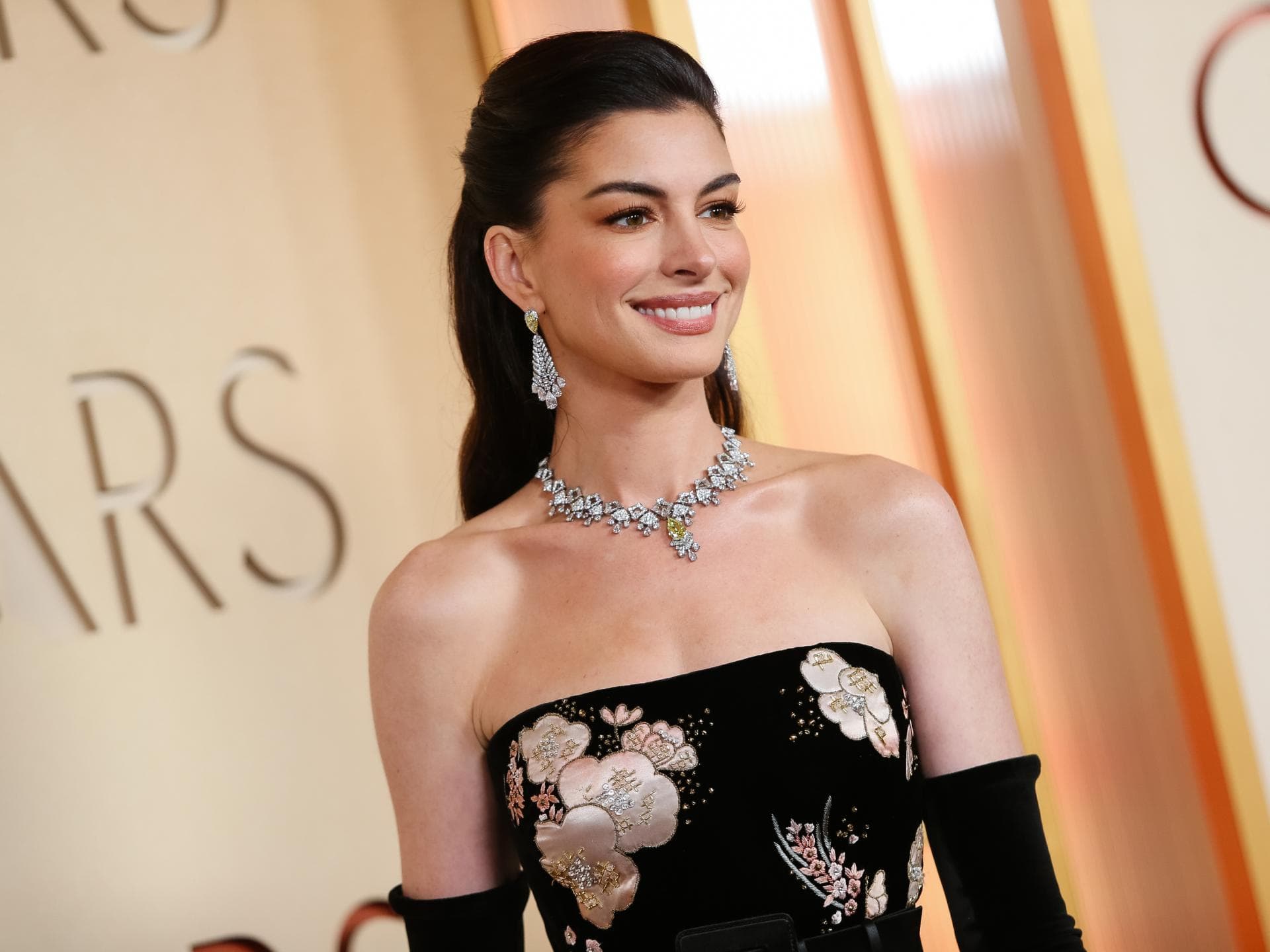 Anne Hathaway