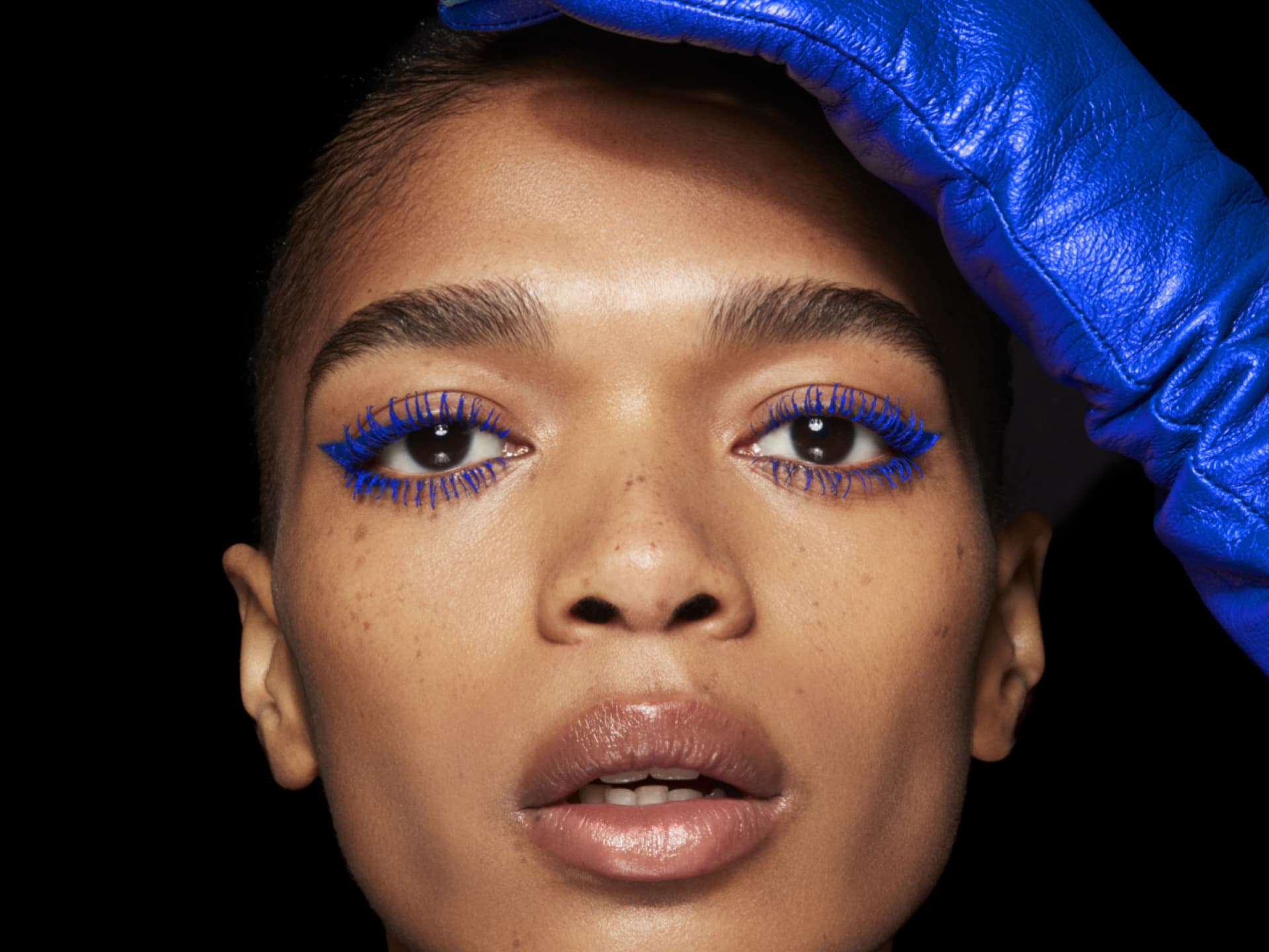 Blaue Mascara für braune Augen Blaue Mascara für braune Augen