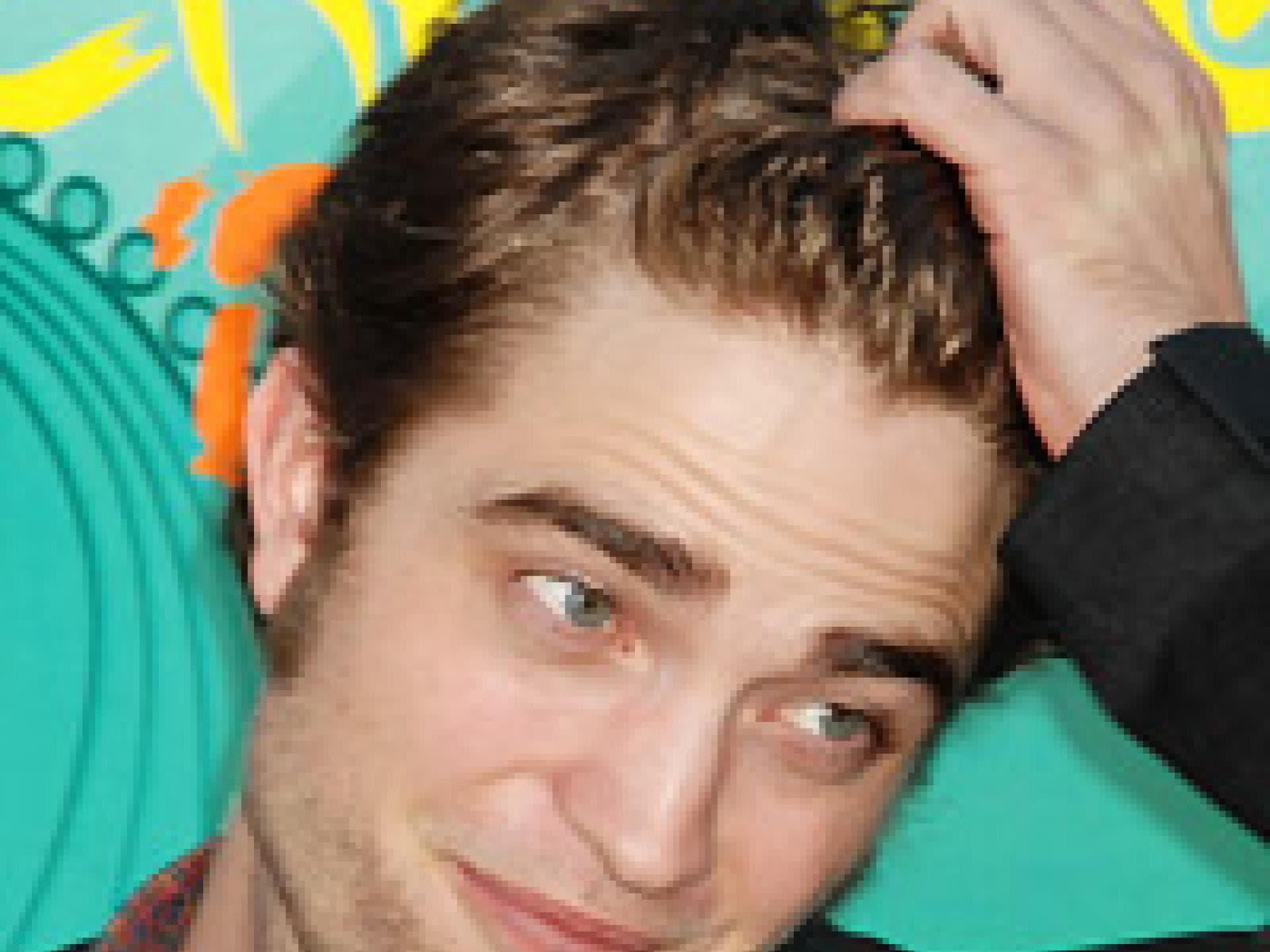 robert-pattinson-getty-images-200x200-bild-3-582958.jpg robert-pattinson-getty-images-200x200-bild-3-582958.jpg