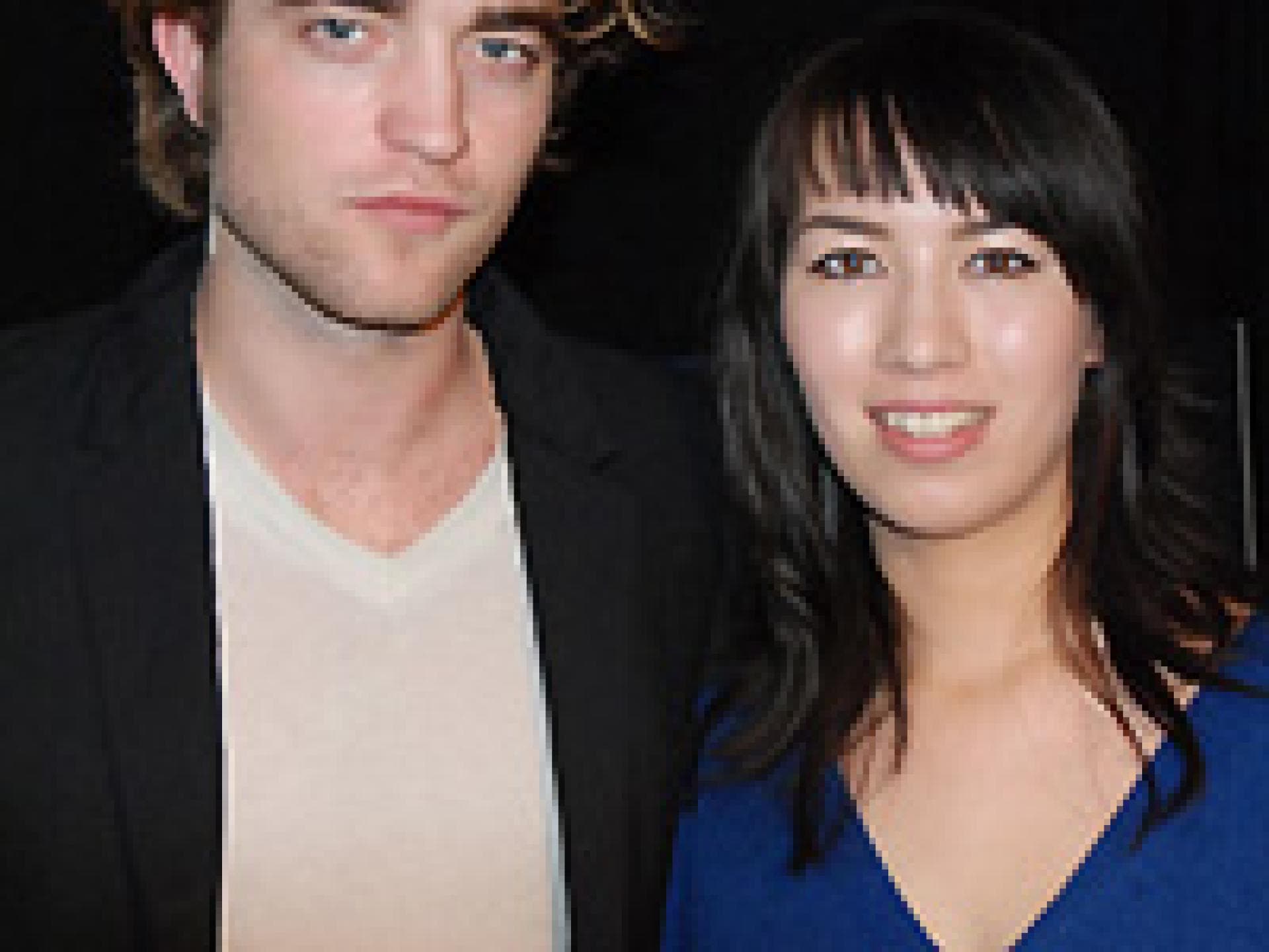 robert-pattinson-und-kirsten-stewart-im-interview-mit-jolie-de-200x200-bild-1-281629.jpg