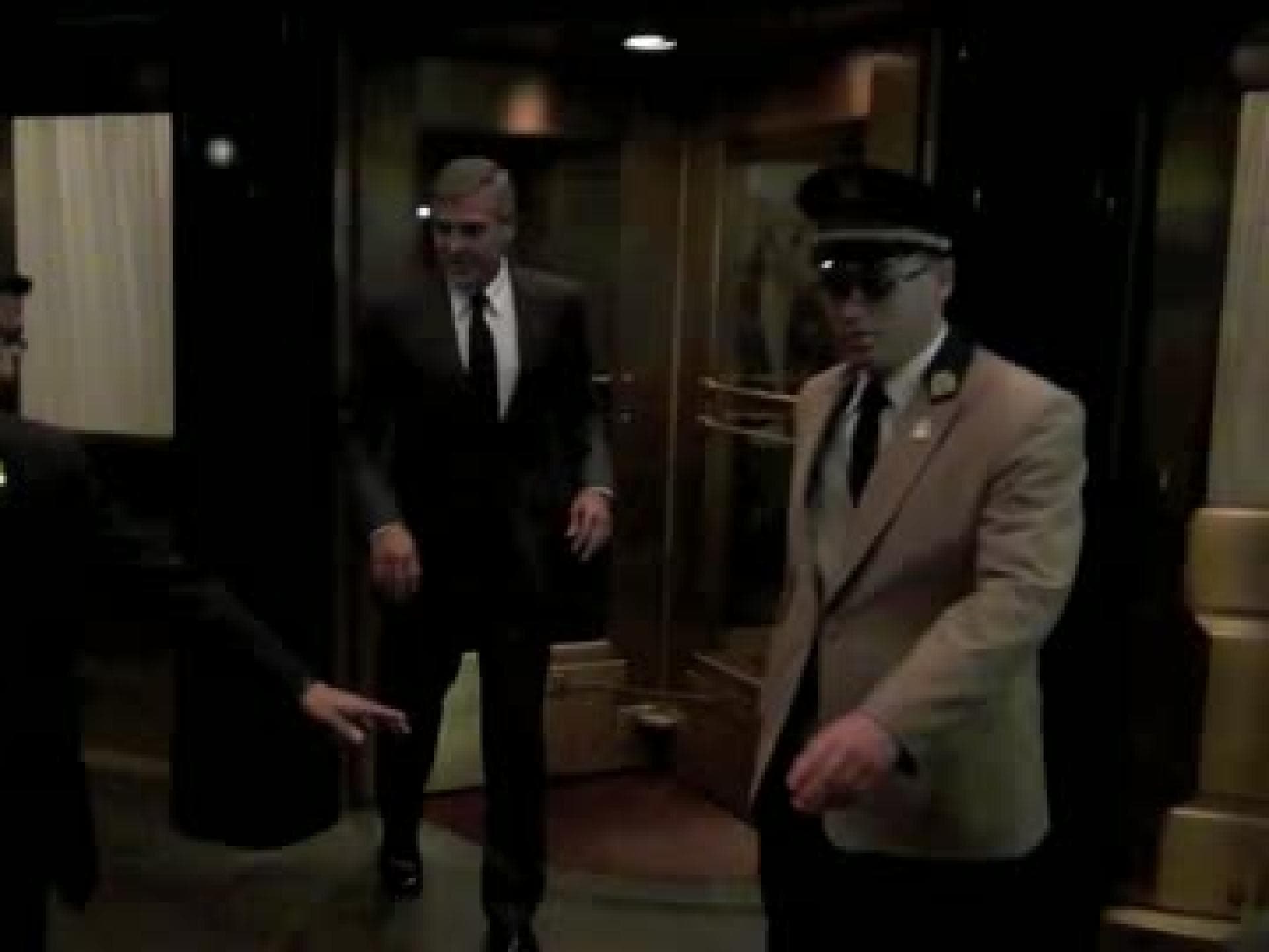 george-clooney-und-seine-neue-480x270-1312032.jpg