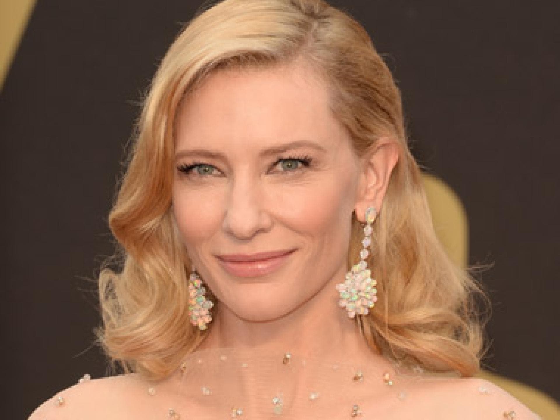 cate-blanchett-380x296-1858517.jpg