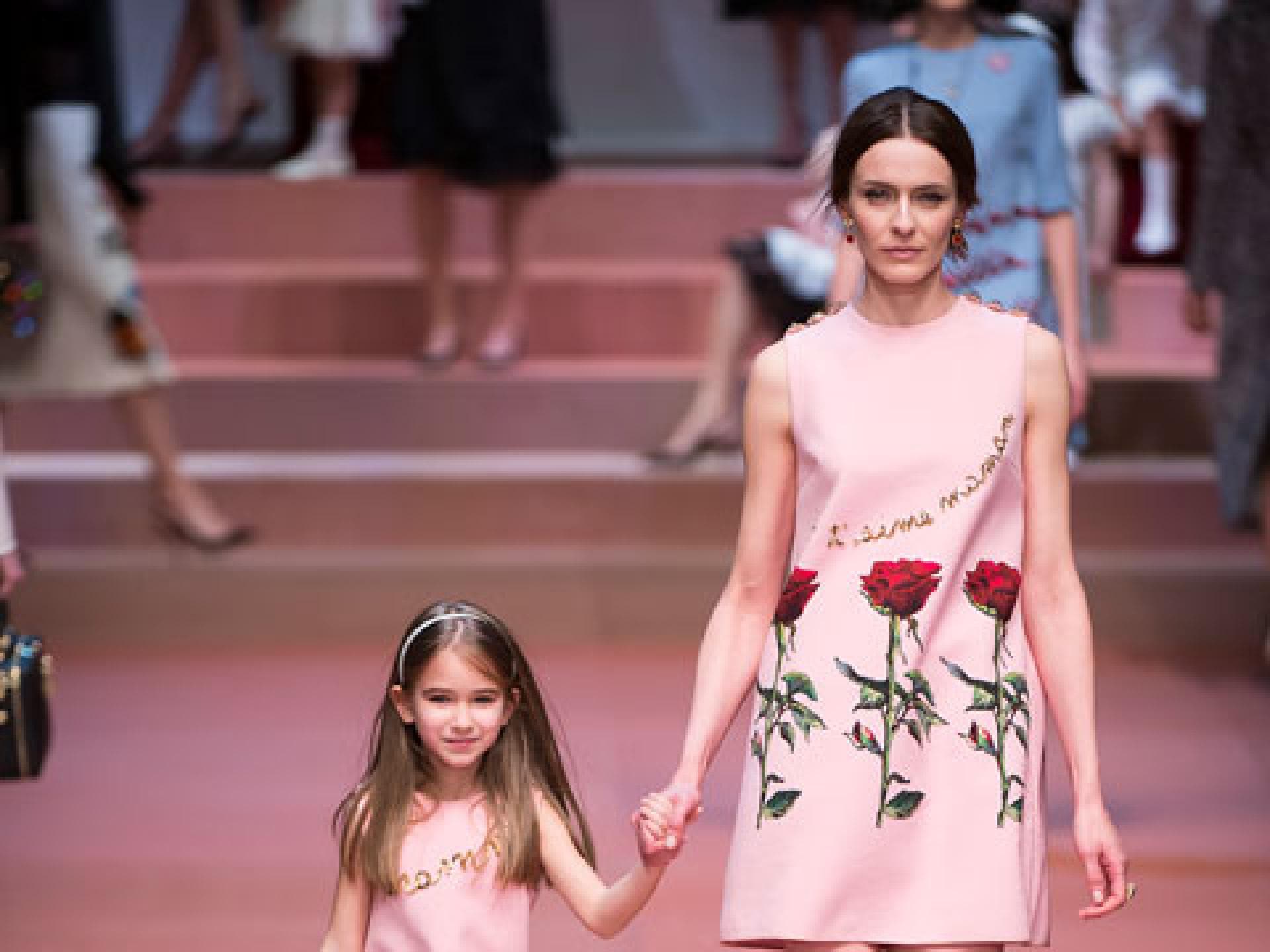 dolce-gabbana-kind-480-2031181.jpg dolce-gabbana-kind-480-2031181.jpg