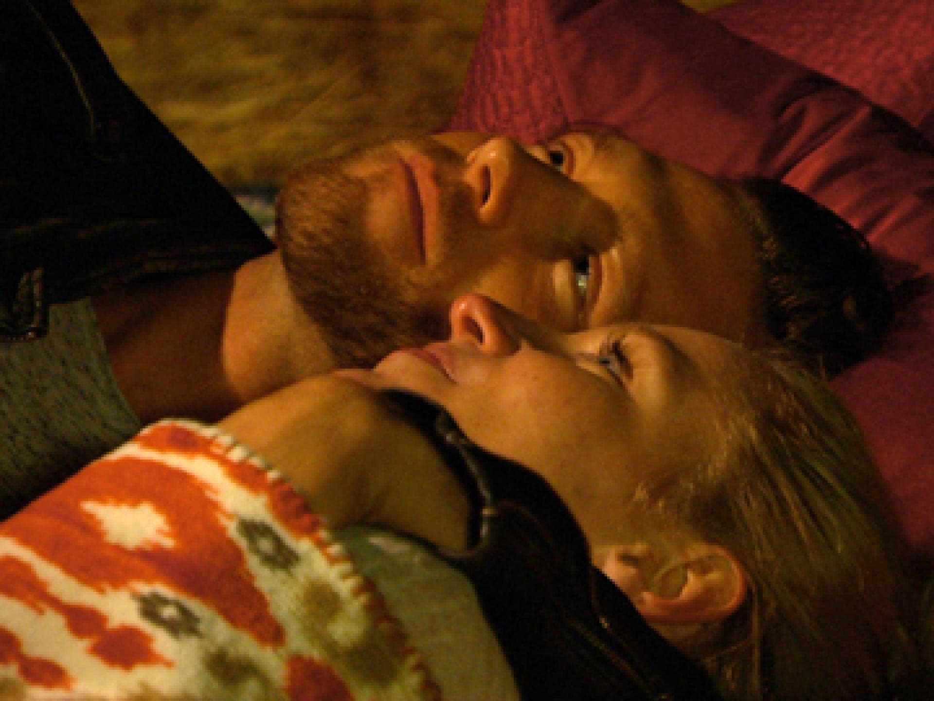 oliver-sanne-karina-kuscheln-2020247.jpg oliver-sanne-karina-kuscheln-2020247.jpg