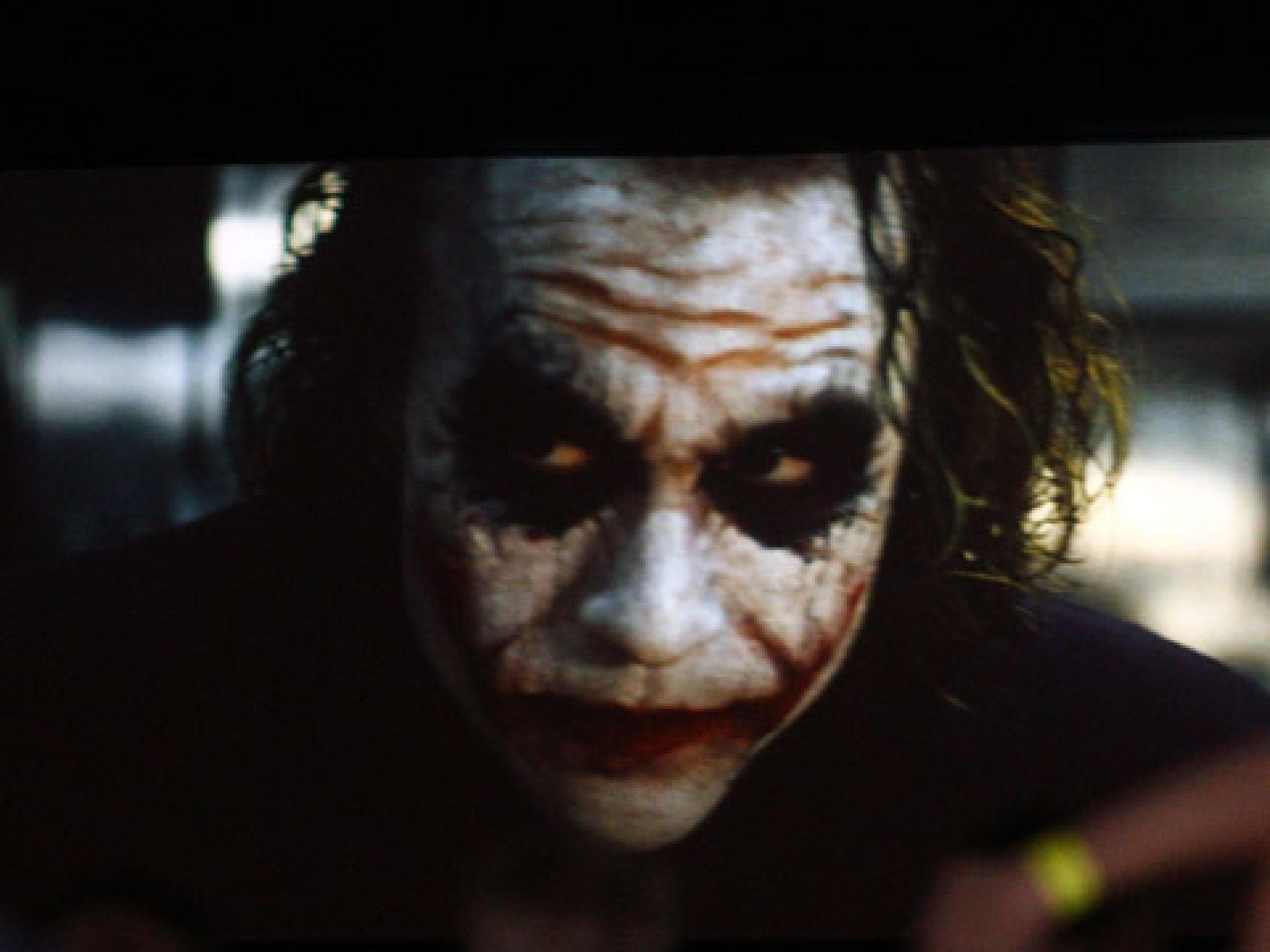 heath-ledger-als-joker-480x360-305544.jpg heath-ledger-als-joker-480x360-305544.jpg