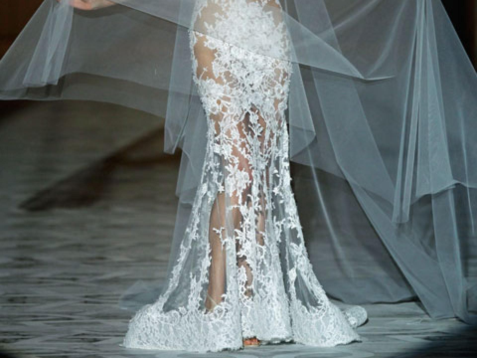 pronovias-karolina-kurkova-2005136.jpg