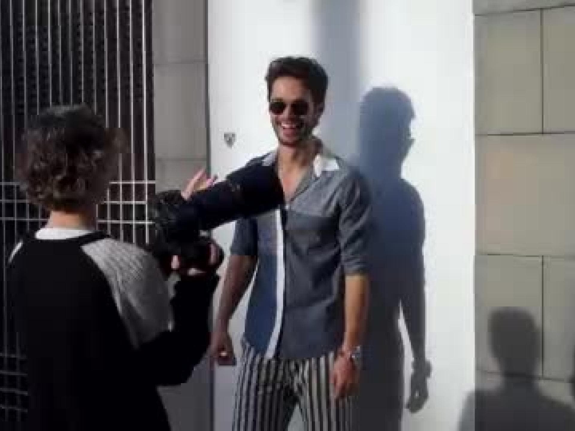 behind-the-scenes-jolie-in-teneriffa-480x270-1744487.jpg behind-the-scenes-jolie-in-teneriffa-480x270-1744487.jpg