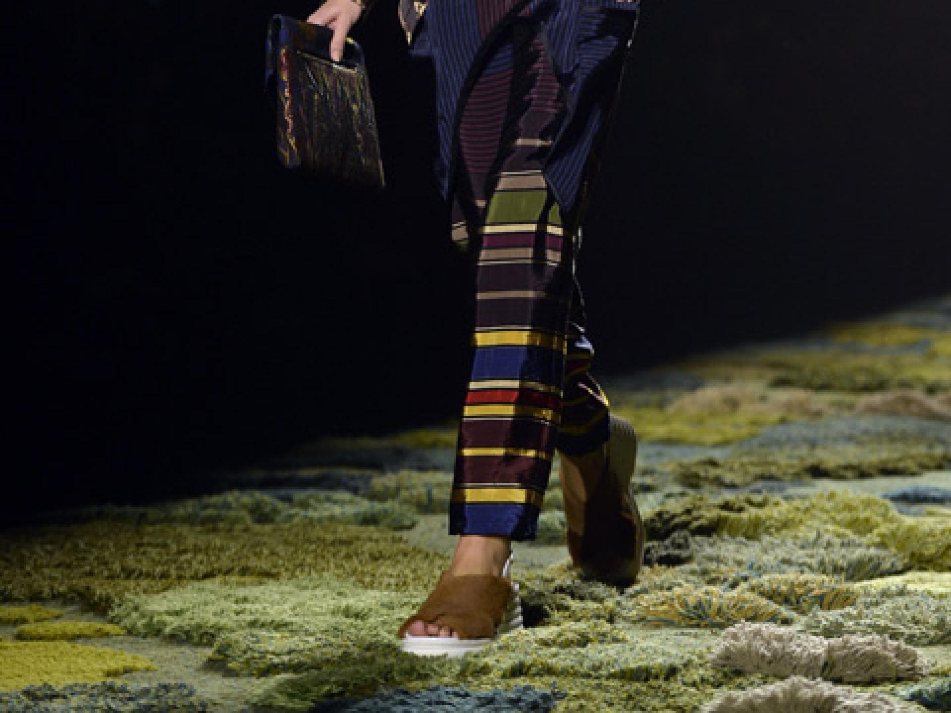 dries-van-noten-plateau-schuhe-1988679.jpg