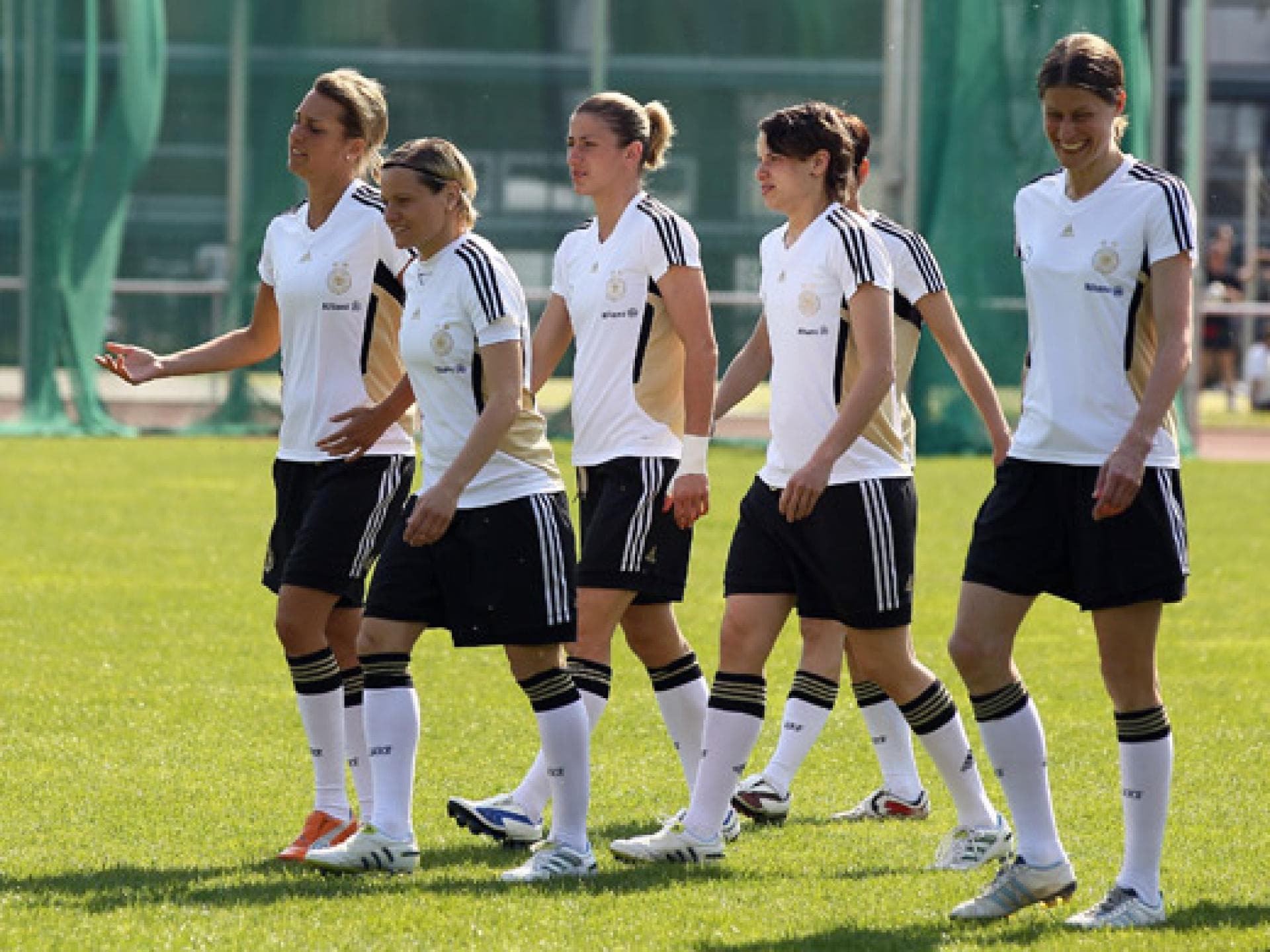 frauenfussball-2011-bild-getty-images-520x390-92469.jpg