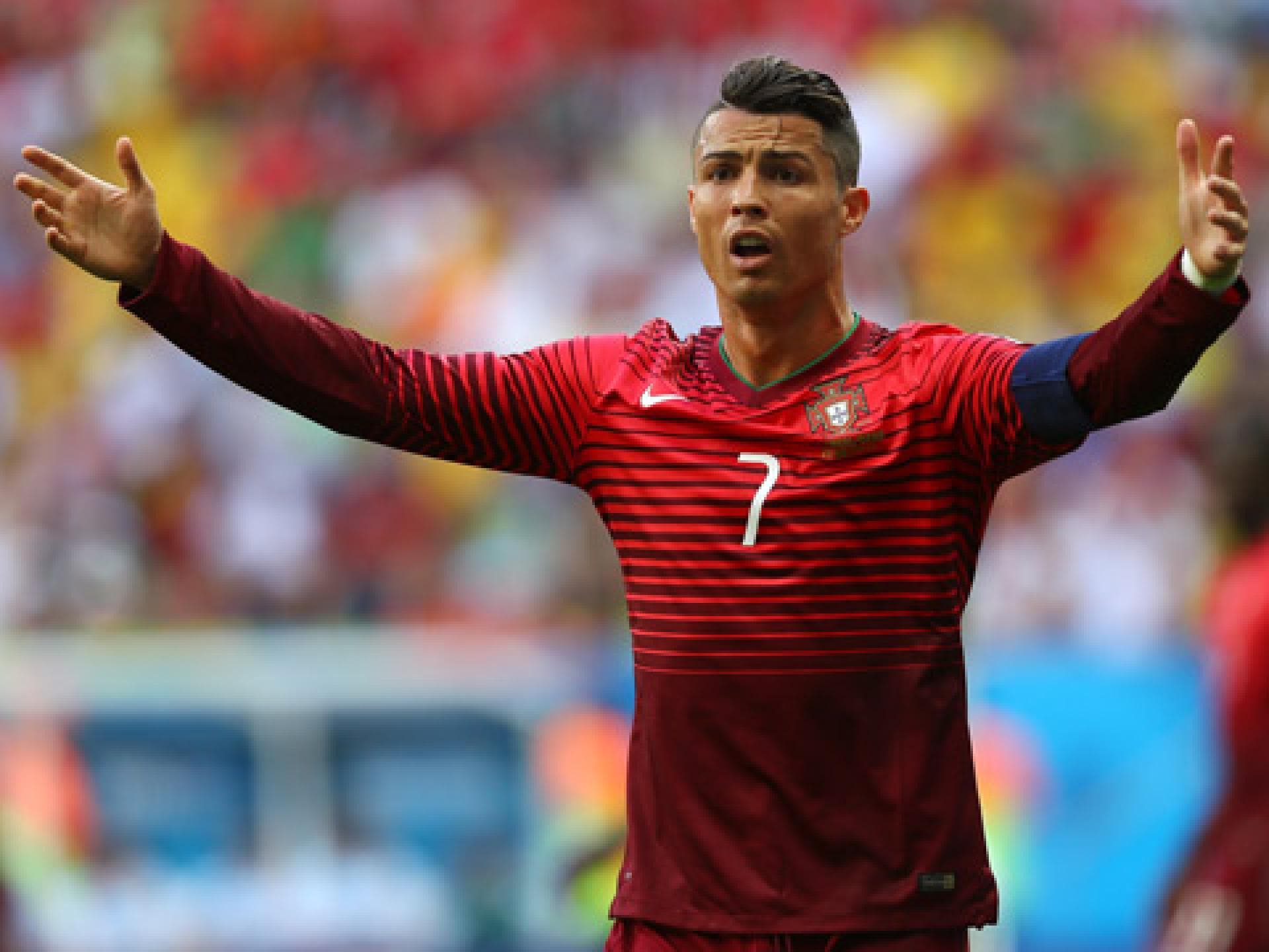 cristiano-ronaldo-480x360-1966288.jpg