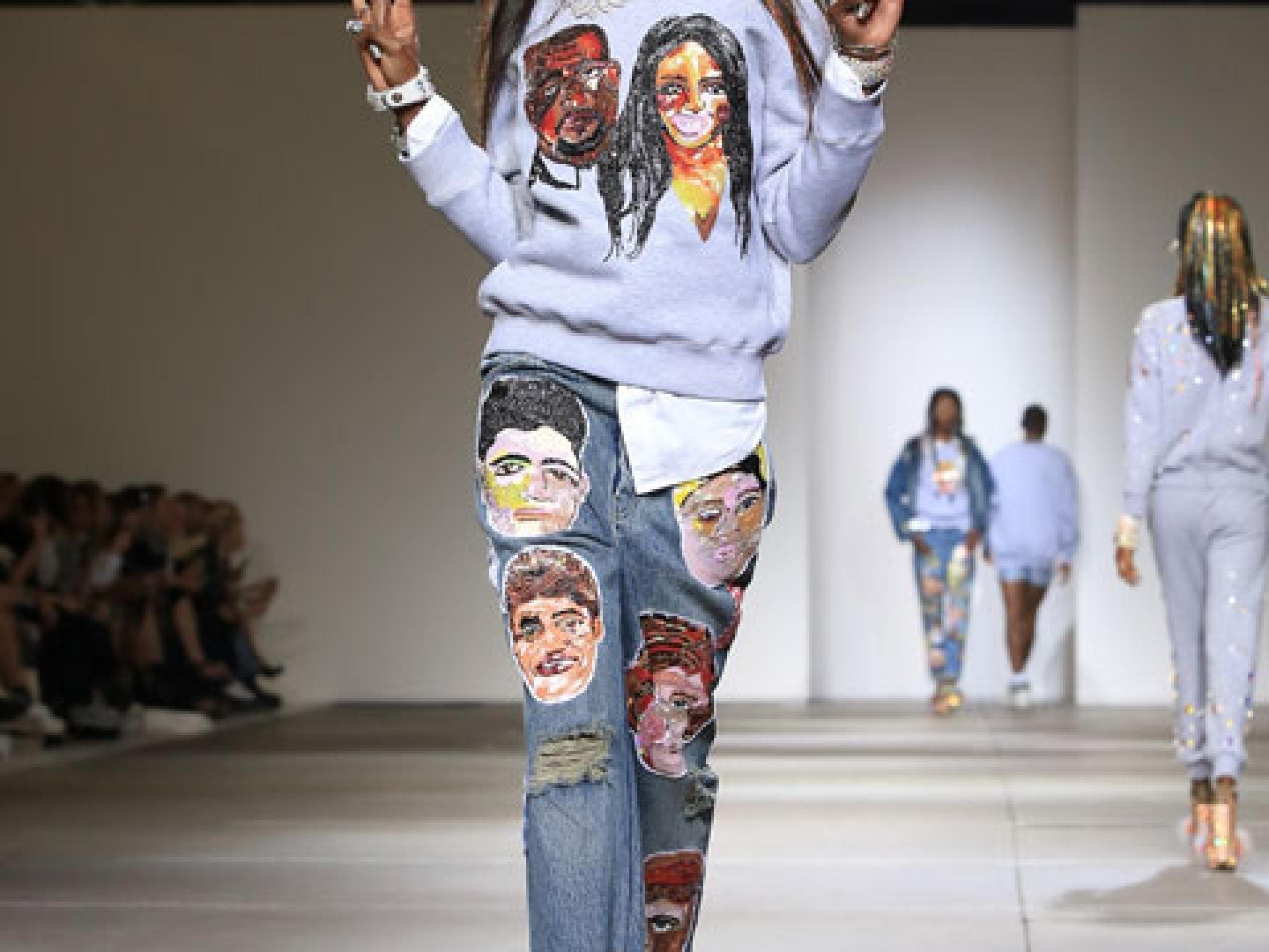 kimye-sweater-von-ashish-480-1987433.jpg