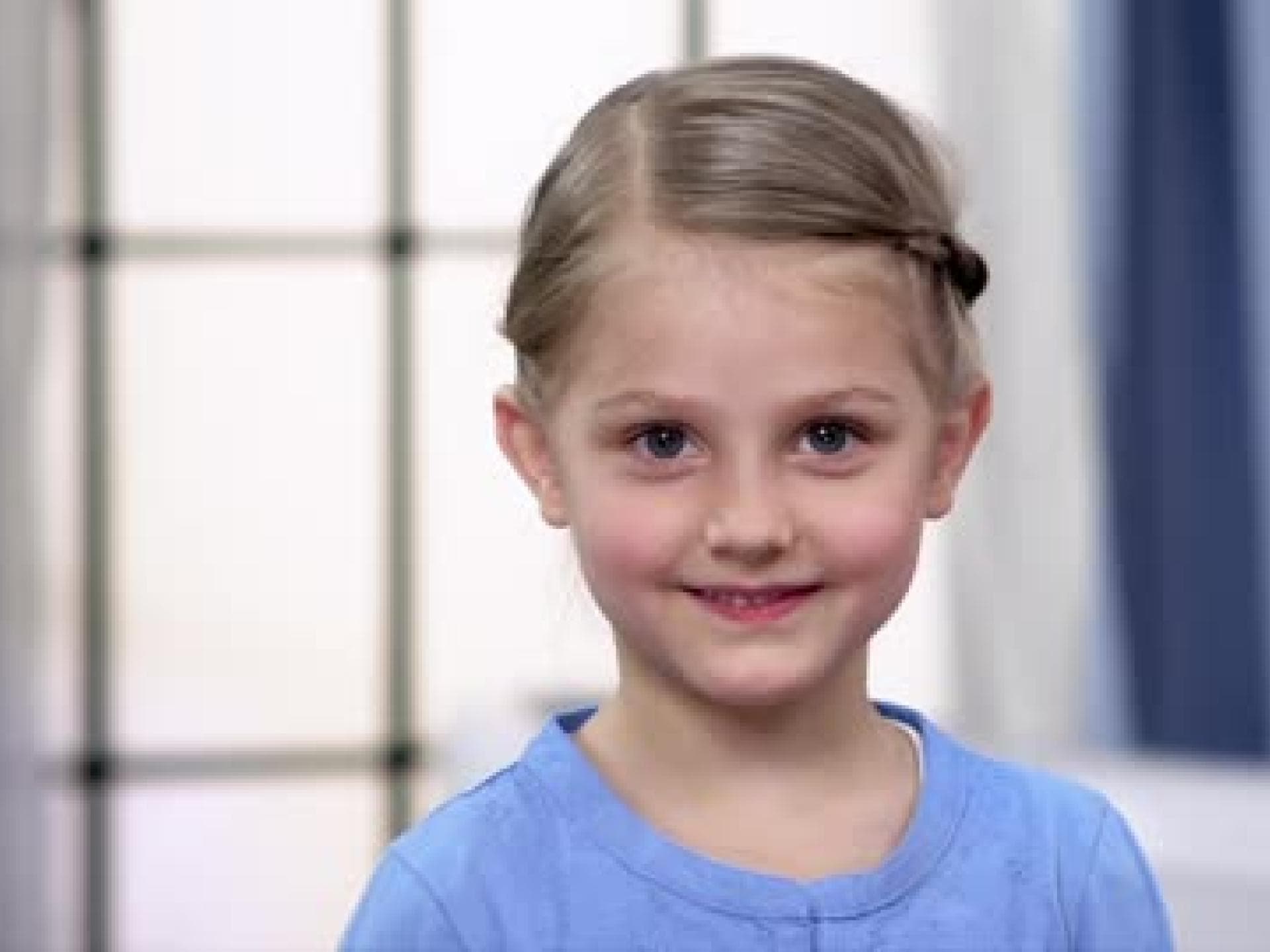 flechtfrisur-fuer-kinder-selbermachen-480x270-1824521.jpg