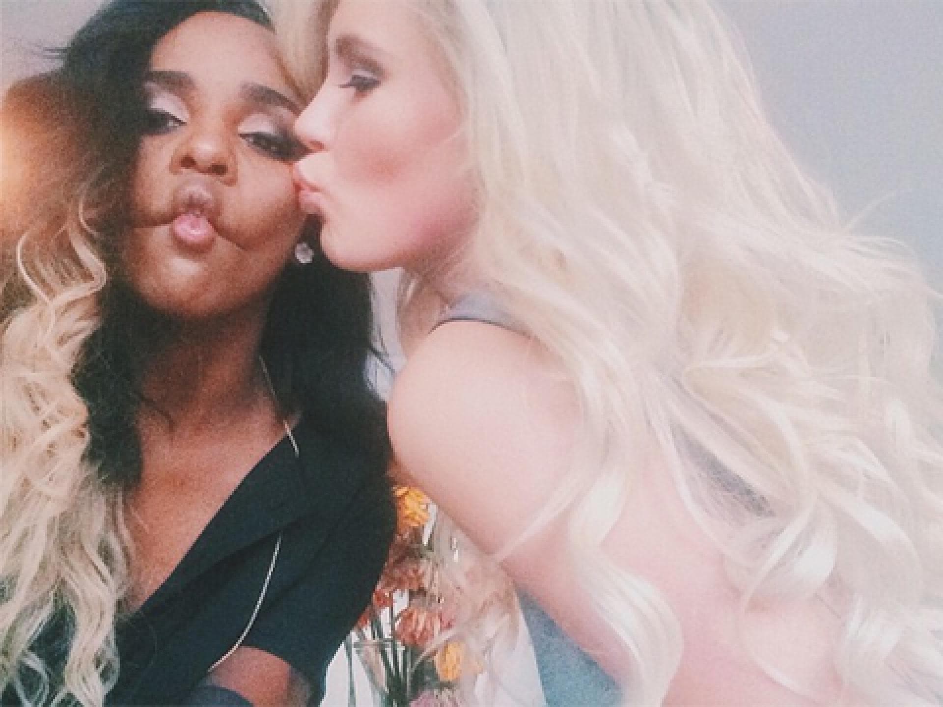 ireland-baldwin-angel-haze-duckface-1965647.jpg