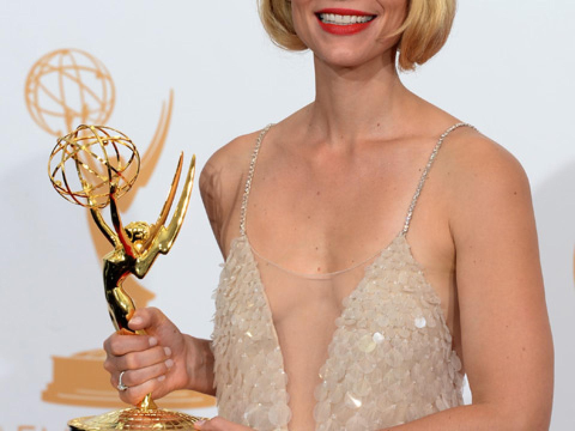 calire-danes-emmy-2013-1859612.jpg calire-danes-emmy-2013-1859612.jpg