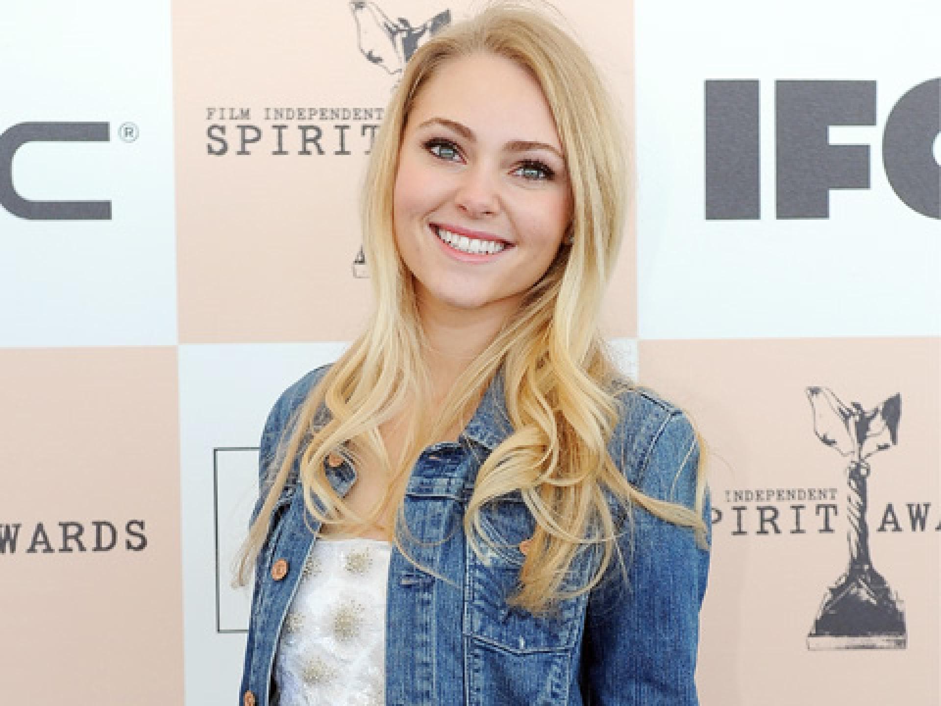 annasophia-robb-1784135.jpg
